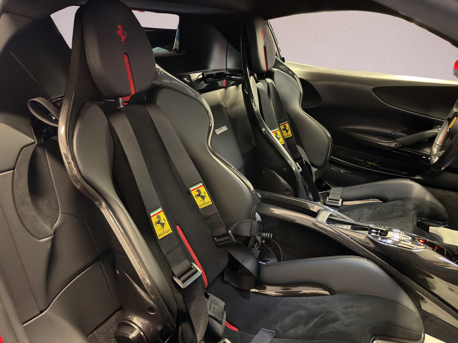 FERRARI SF90 Stradale Assetto-Fiorano-image-15