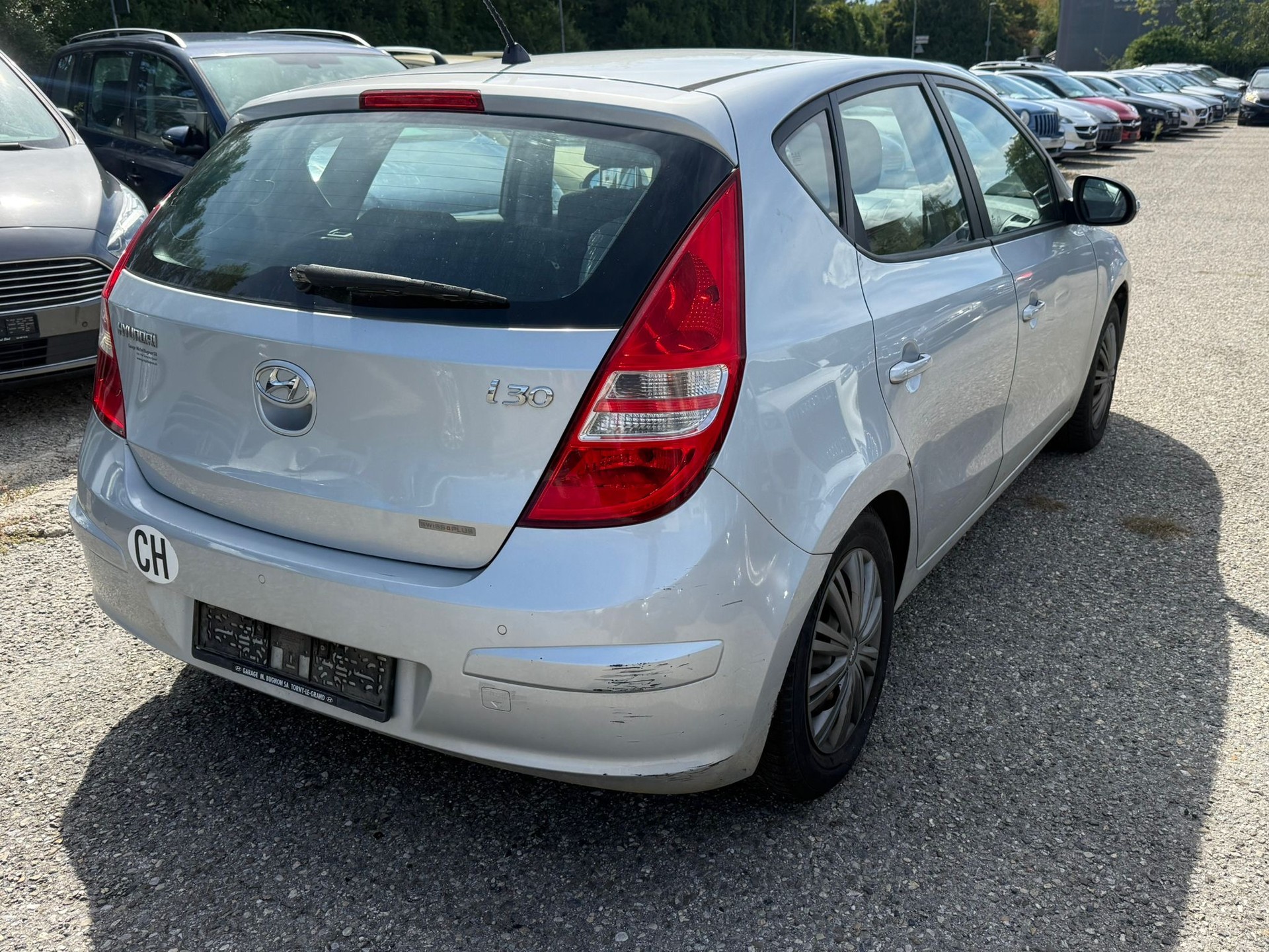 HYUNDAI i30 1.6 Swiss Plus Edition-image-1