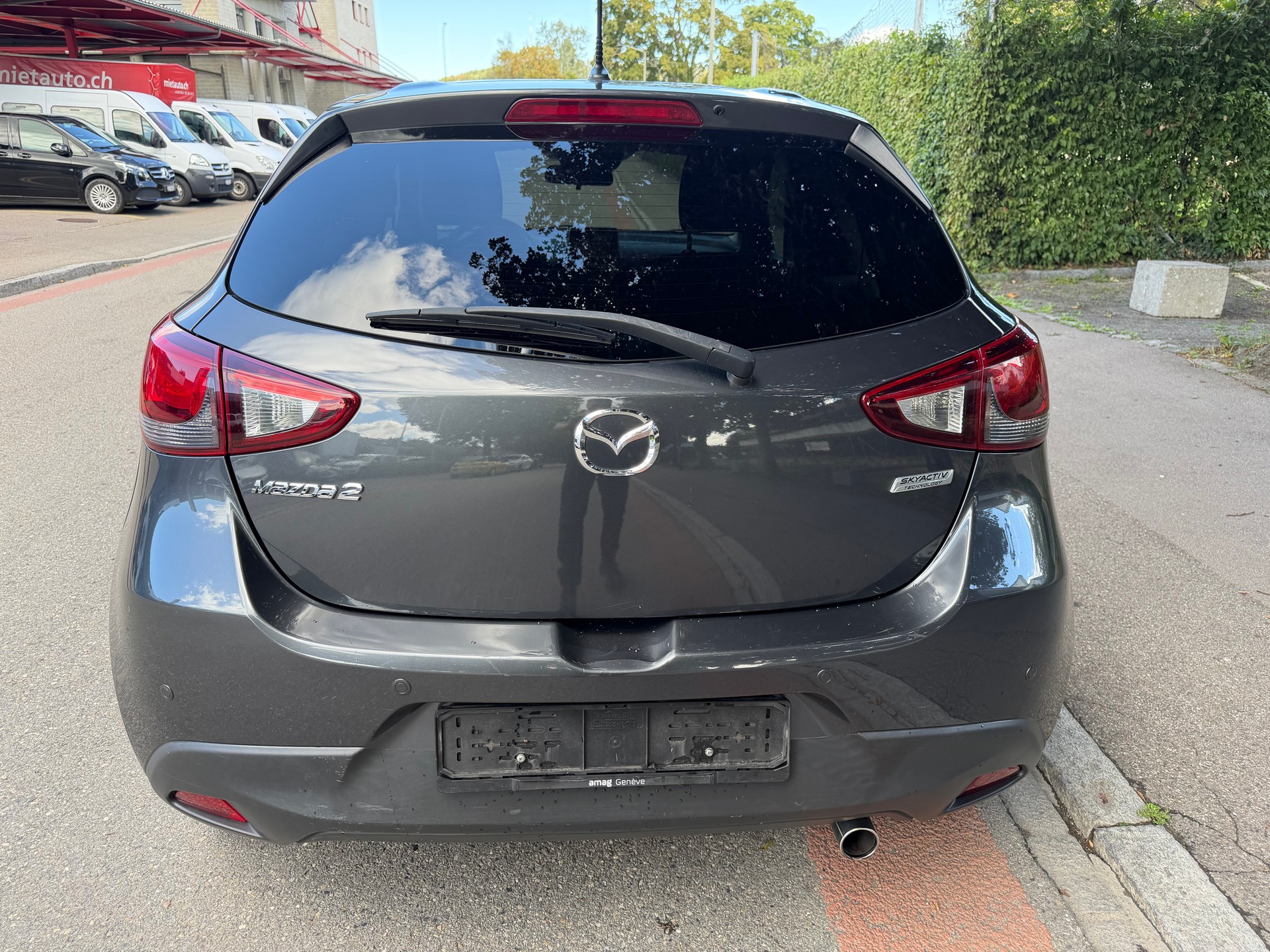 MAZDA 2 1.5i 16V Skyactiv-G Revolution-image-5