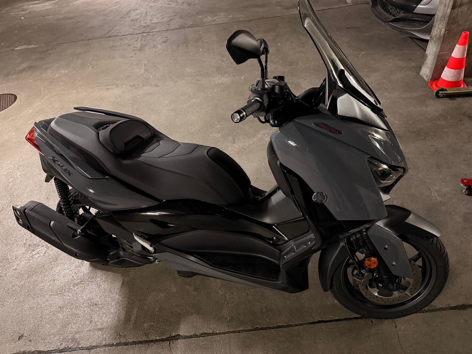 YAMAHA X-Max YP 125 Tech Max-image-4