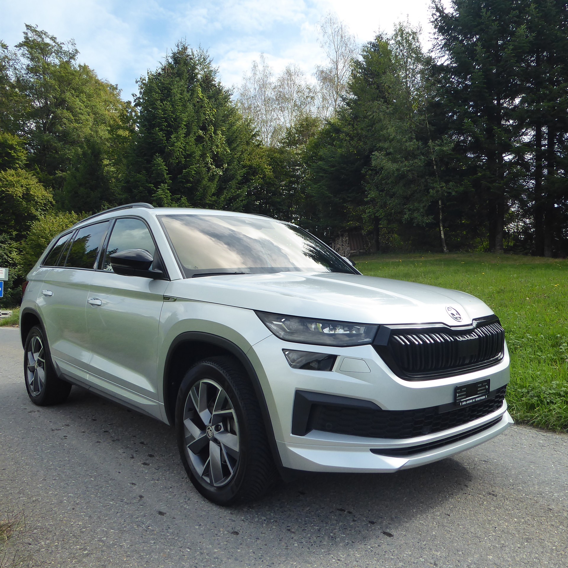 SKODA Kodiaq 2.0 TDI CR SportLine 4x4 DSG-image-1