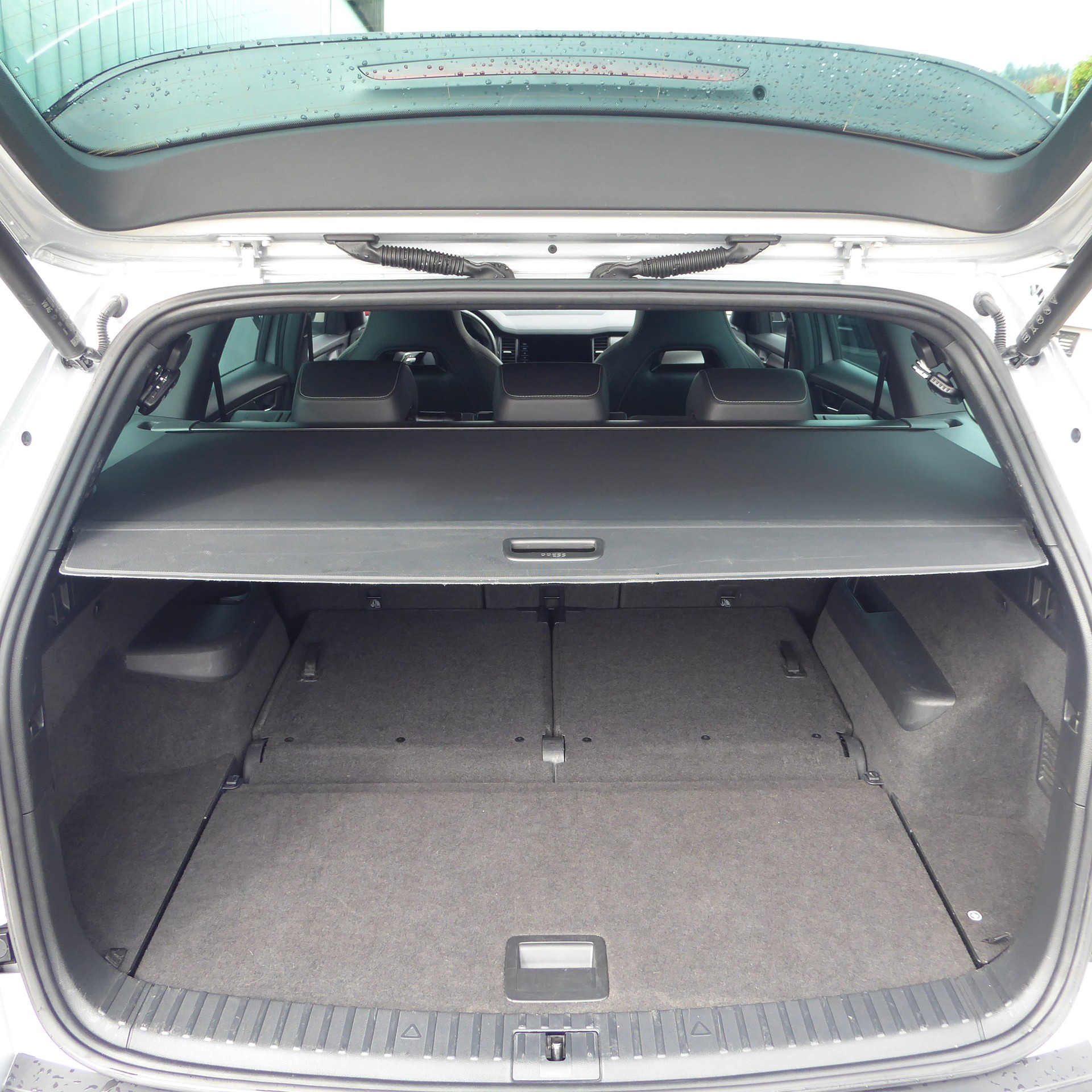 SKODA Kodiaq 2.0 TDI CR SportLine 4x4 DSG-image-6