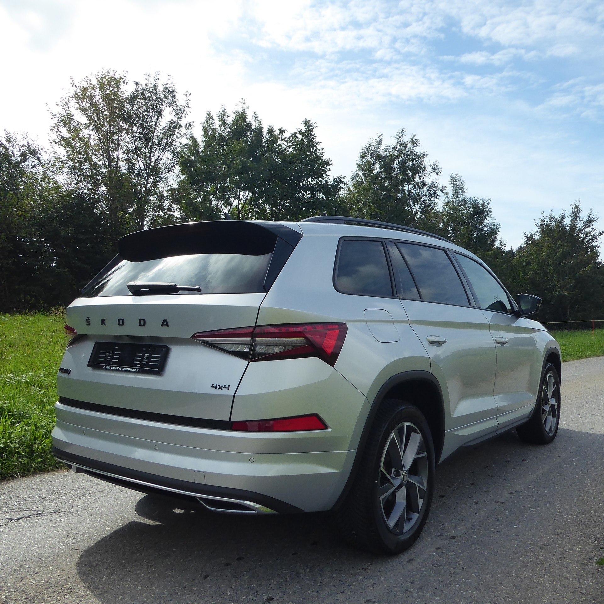 SKODA Kodiaq 2.0 TDI CR SportLine 4x4 DSG-image-3