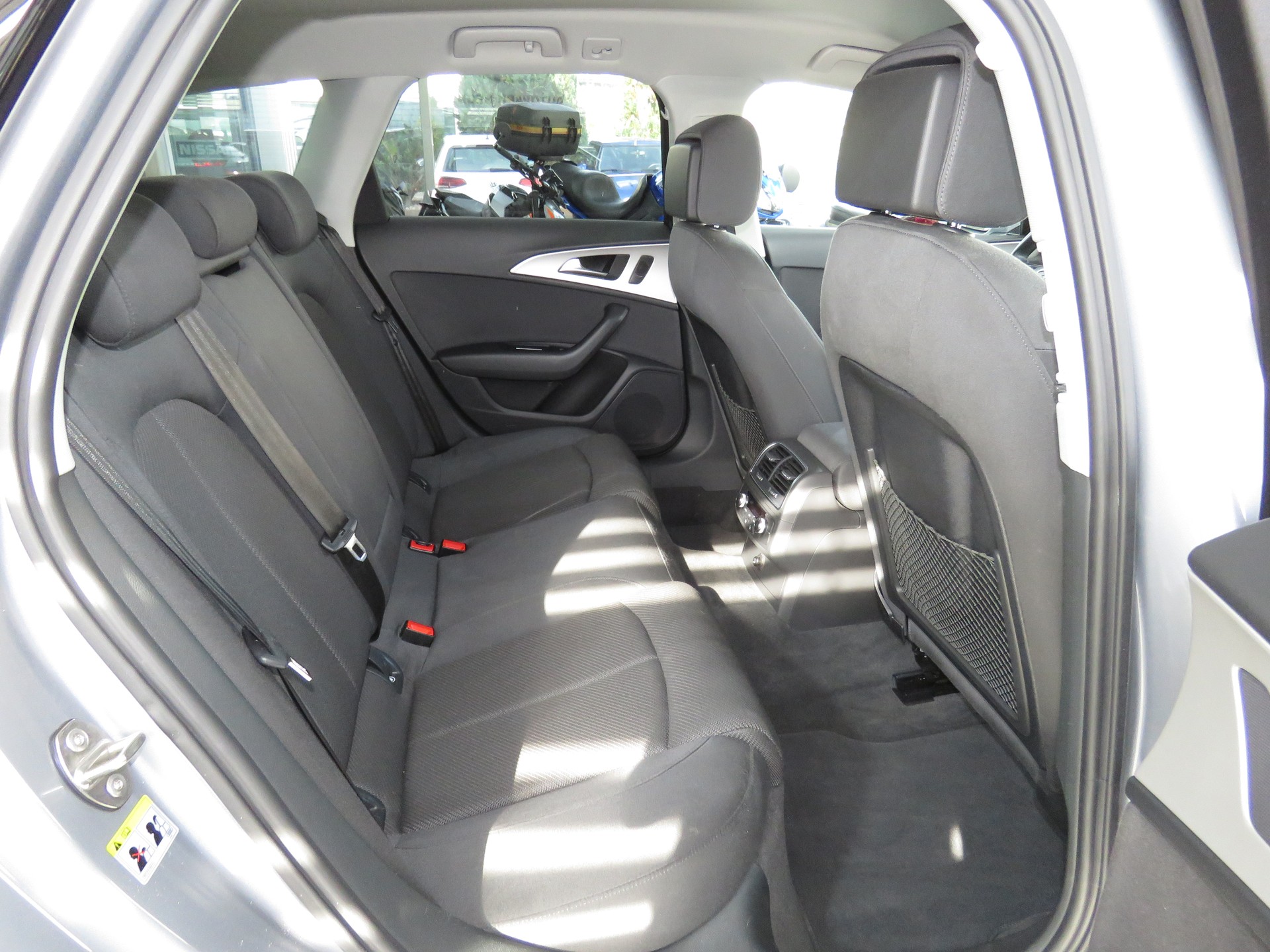 AUDI A6 Avant 2.0 TFSI Quattro S-tronic (Automat)-image-12