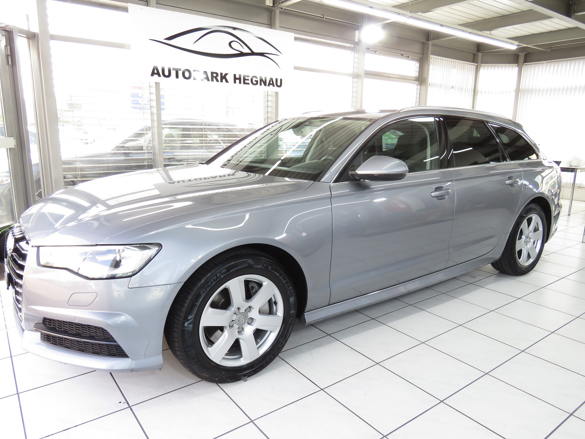 AUDI A6 Avant 2.0 TFSI Quattro S-tronic (Automat)