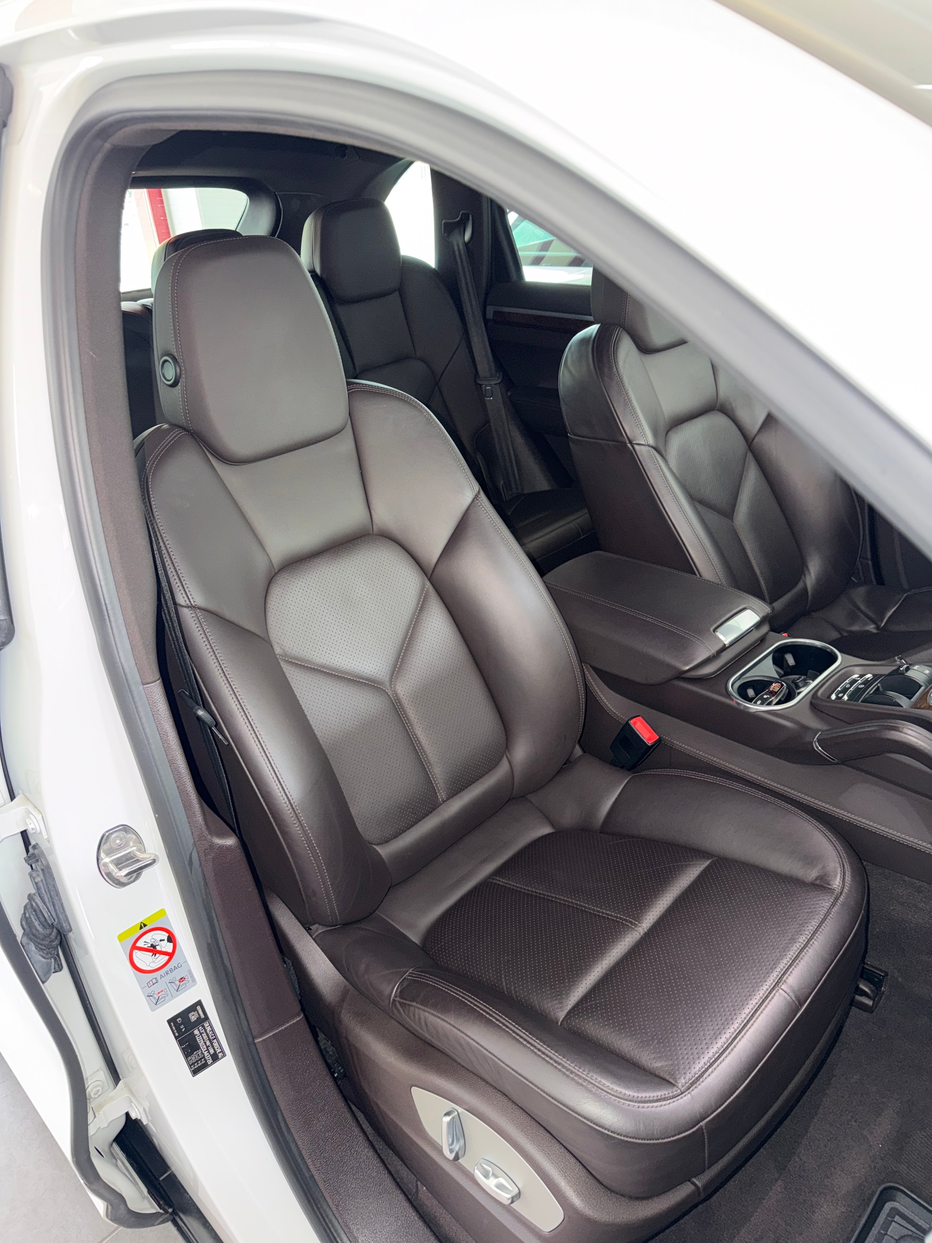PORSCHE Cayenne Diesel-image-14