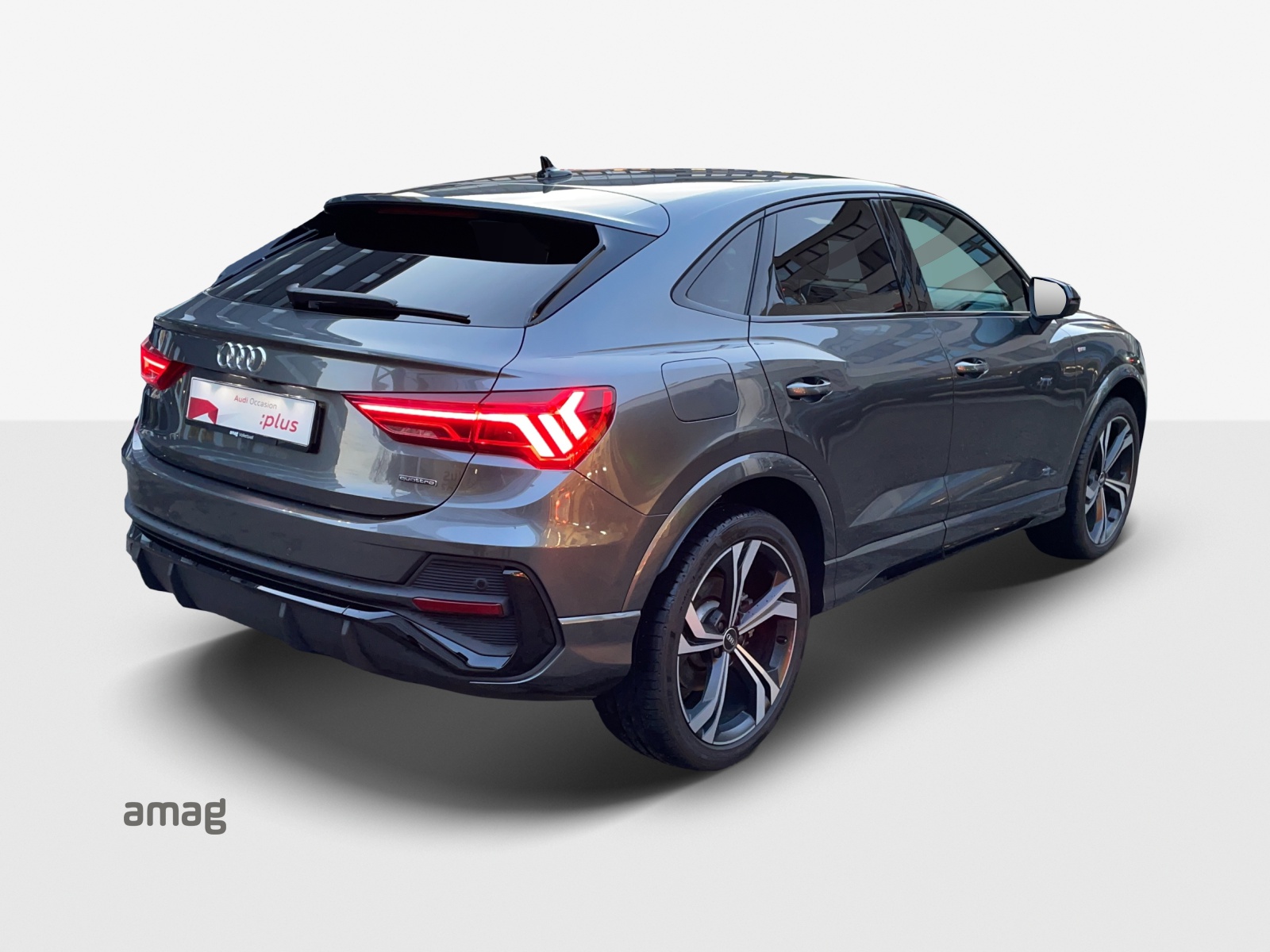 AUDI Q3 Sportback 40 TDI S line Attraction quattro S-tronic-showroom-element-3