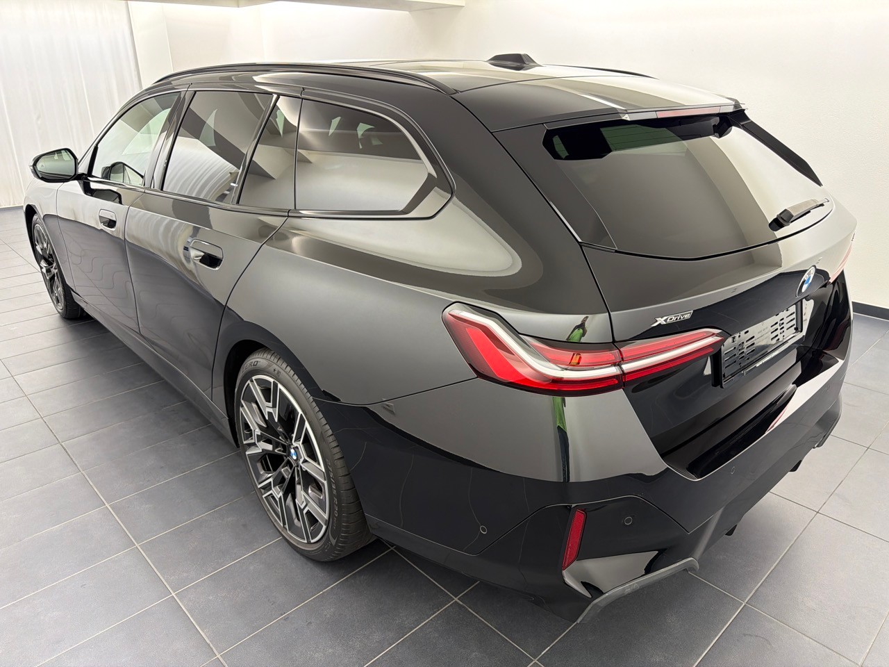 BMW 540d xDr 48V Tour M.S.Pro-showroom-element-1