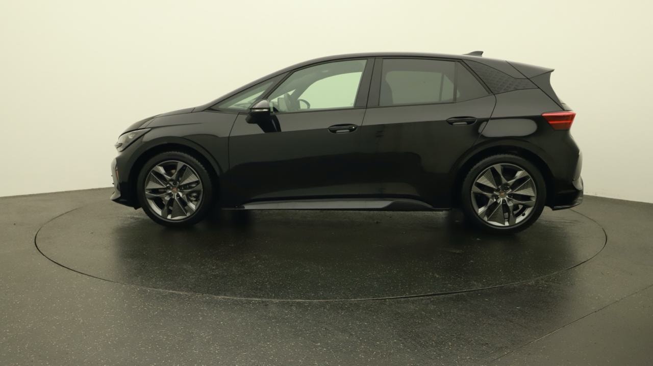 CUPRA Born 79 kWh-showroom-element-1