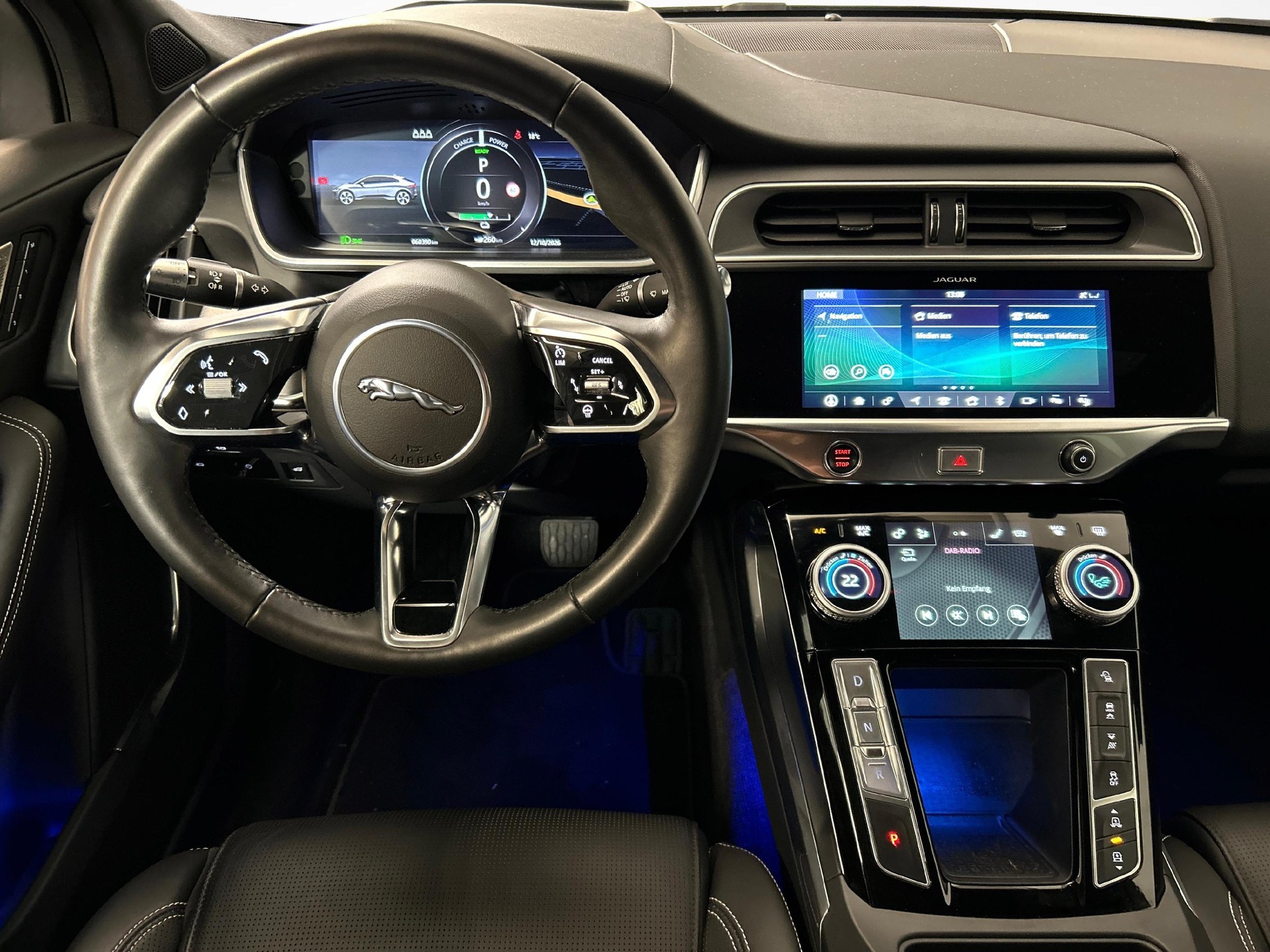 JAGUAR I-Pace EV400 HSE AWD-image-6