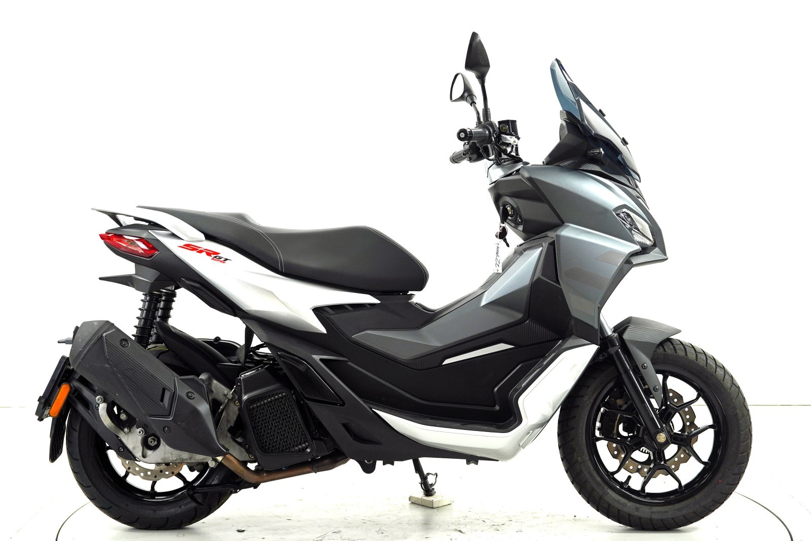 APRILIA SR 125 GT ABS-image-3