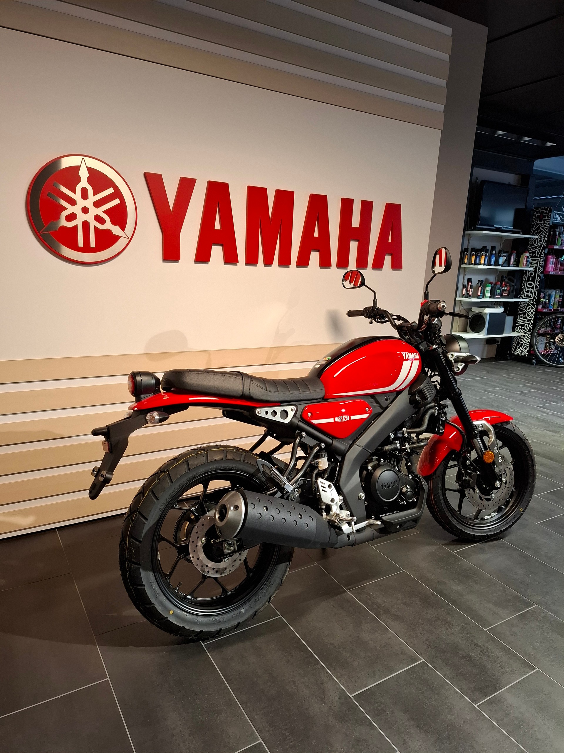 YAMAHA XSR 125-image-2