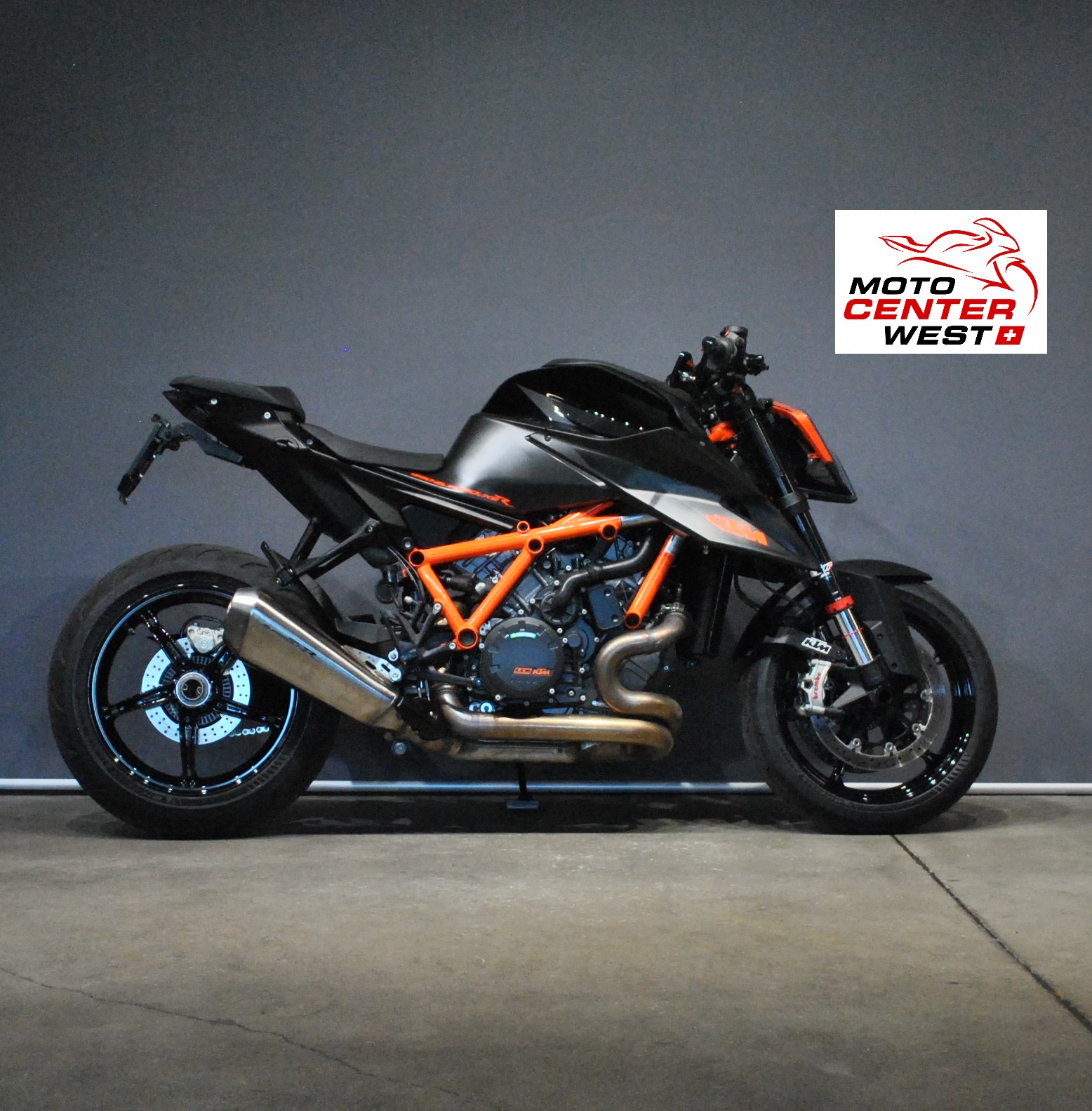 KTM 1290 Super Duke R-image-1