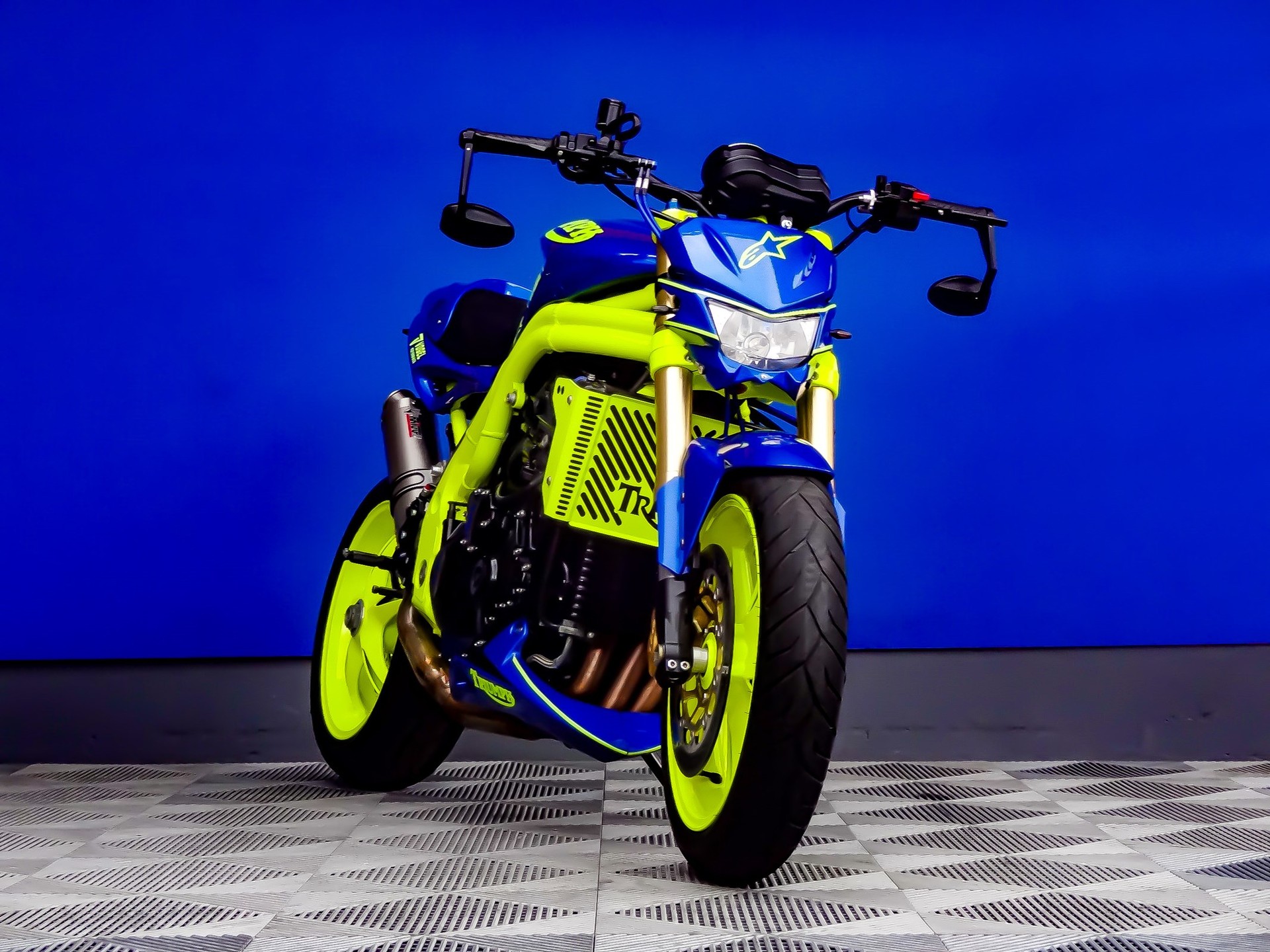 TRIUMPH Speed Triple 1050-image-1