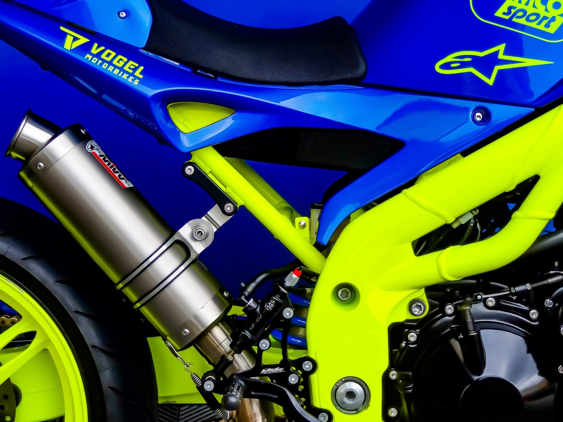 TRIUMPH Speed Triple 1050-image-3