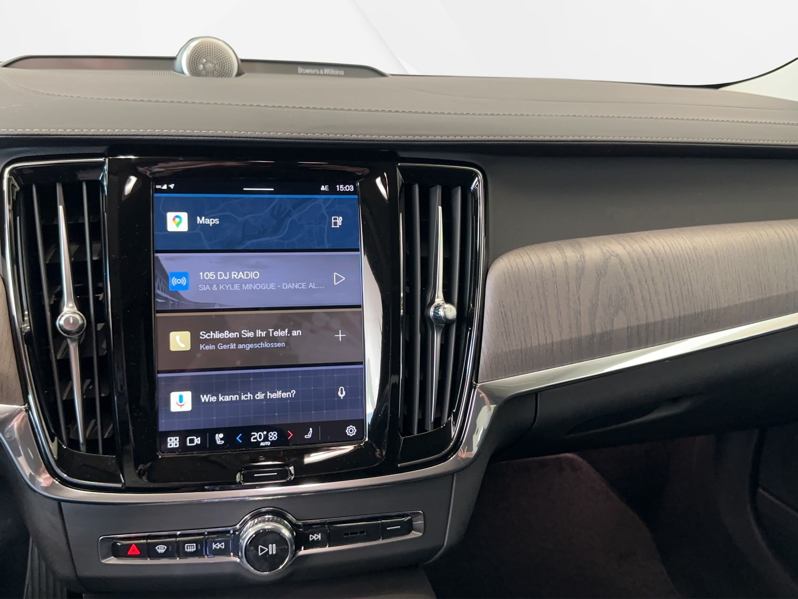 VOLVO S90 T8 eAWD Plug in Hybrid Ultimate Bright Geartronic-image-8