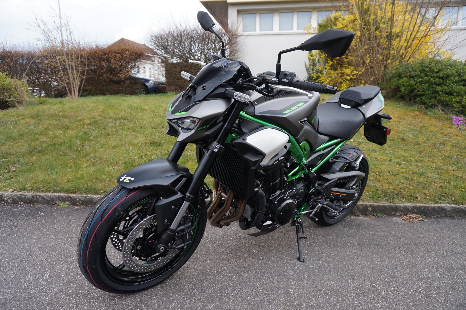 KAWASAKI Z 900 ABS (35kW) MY25-image-1