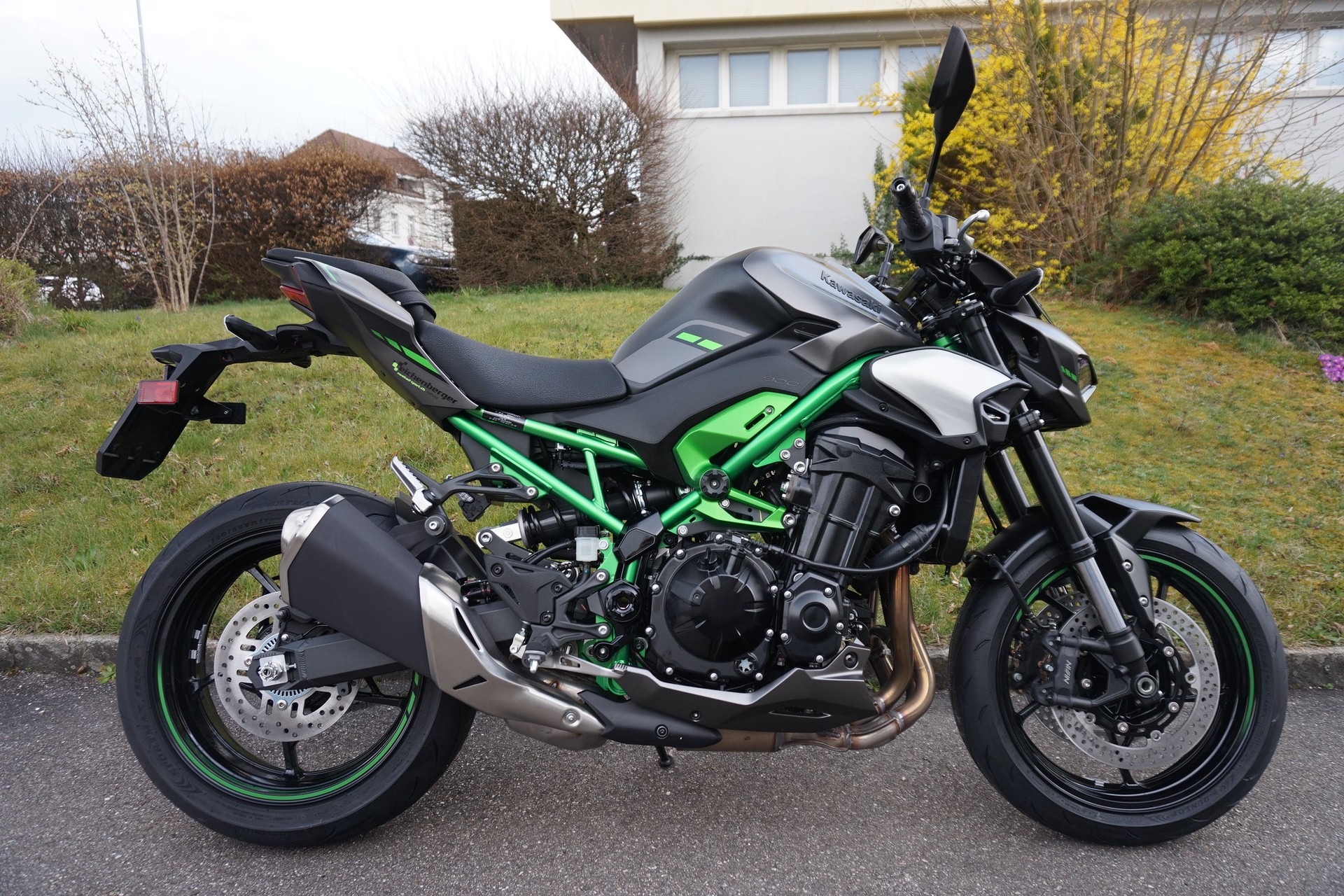 KAWASAKI Z 900 ABS (35kW) MY25-image-2