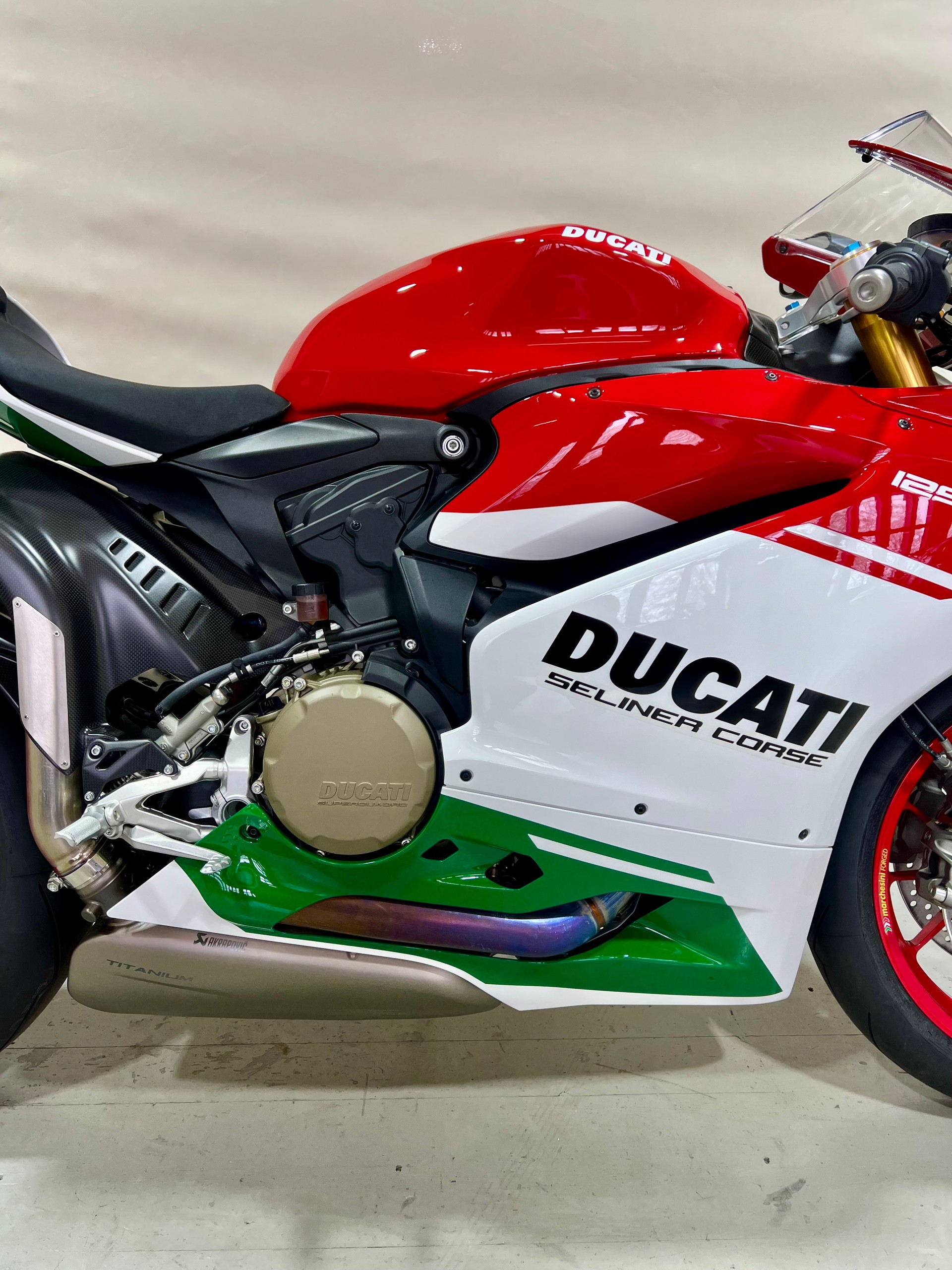 DUCATI Panigale 1299 R Final Edition ABS-image-2