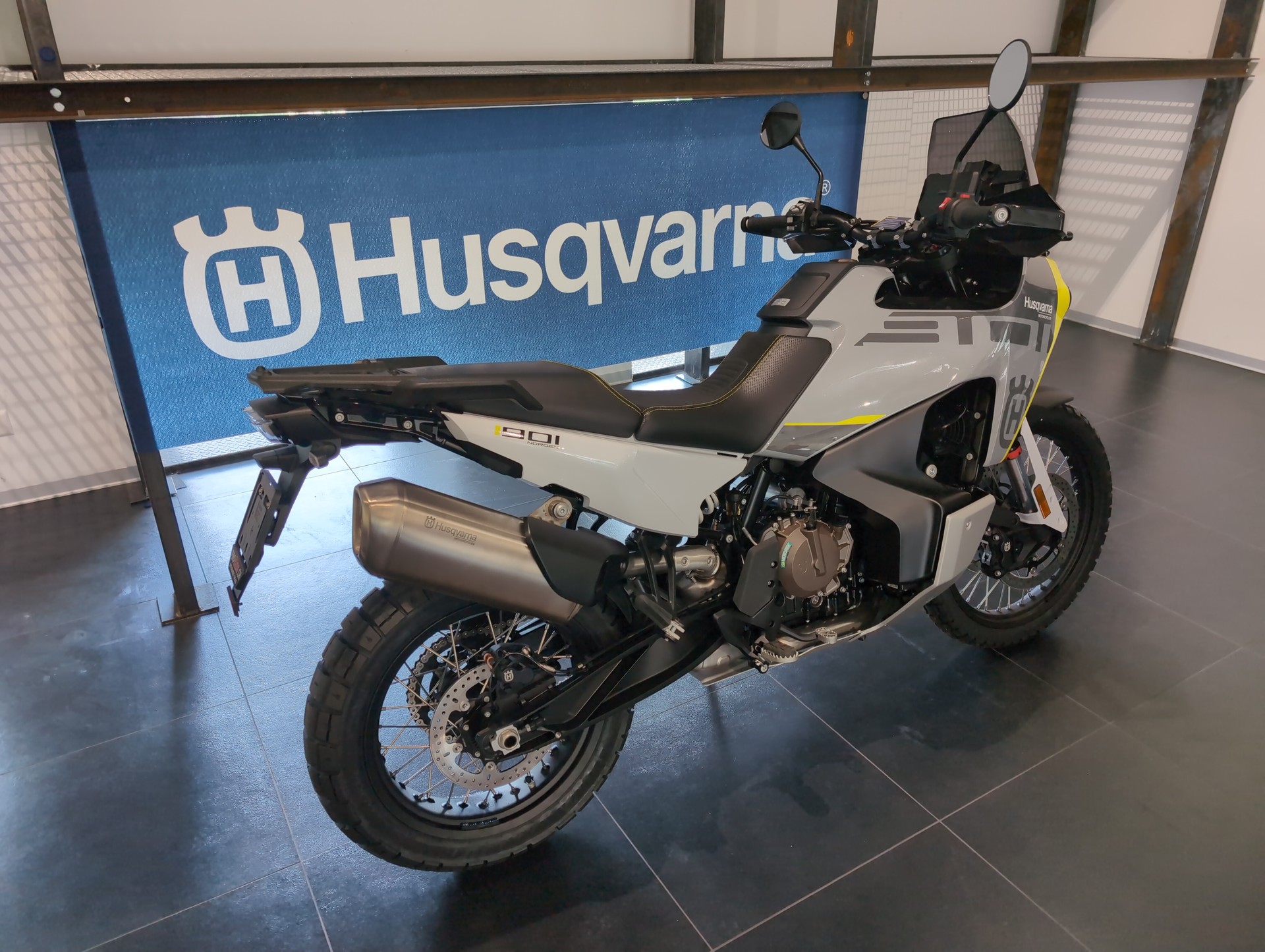 HUSQVARNA Norden 901-image-2