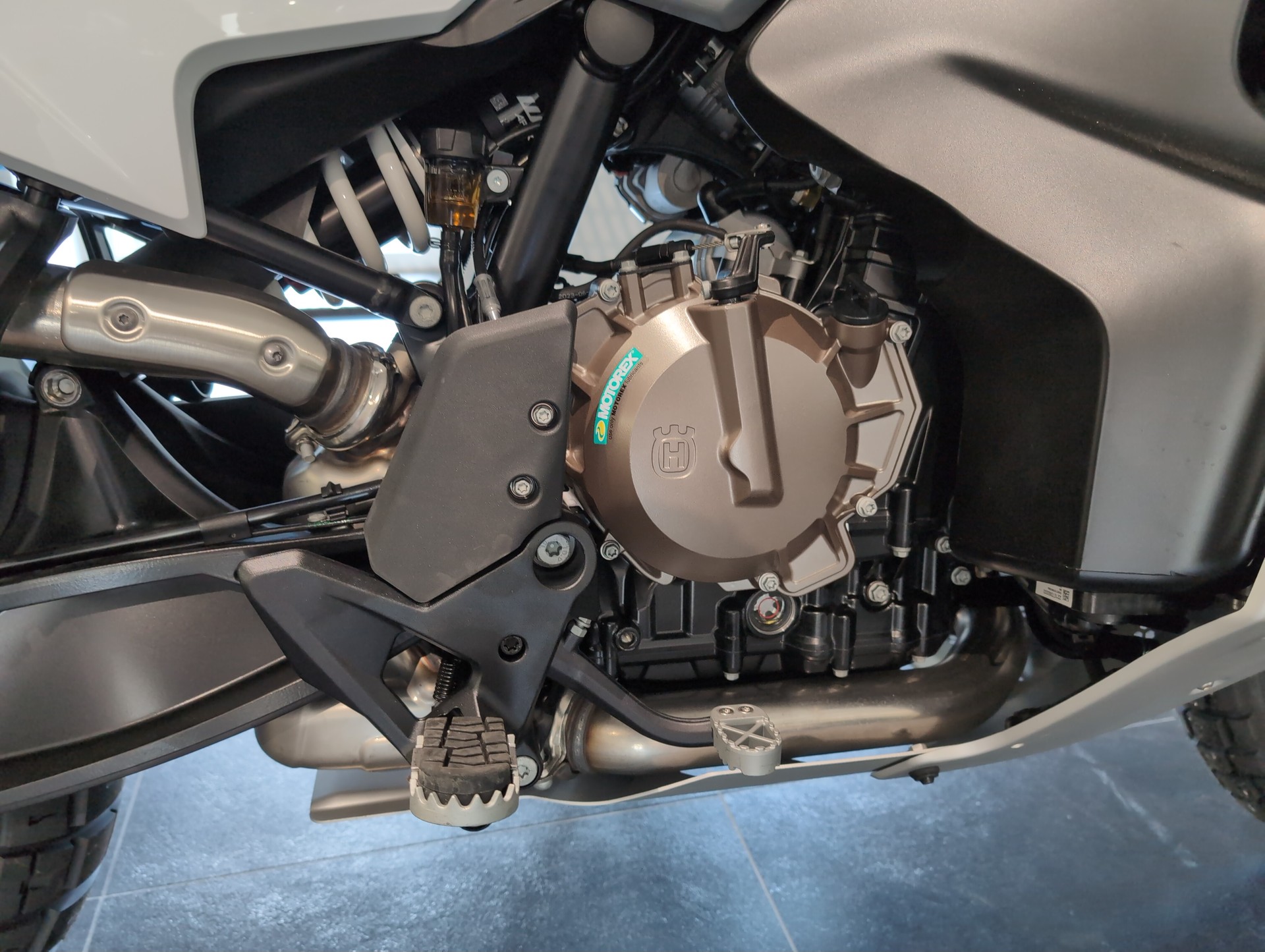 HUSQVARNA Norden 901-image-7