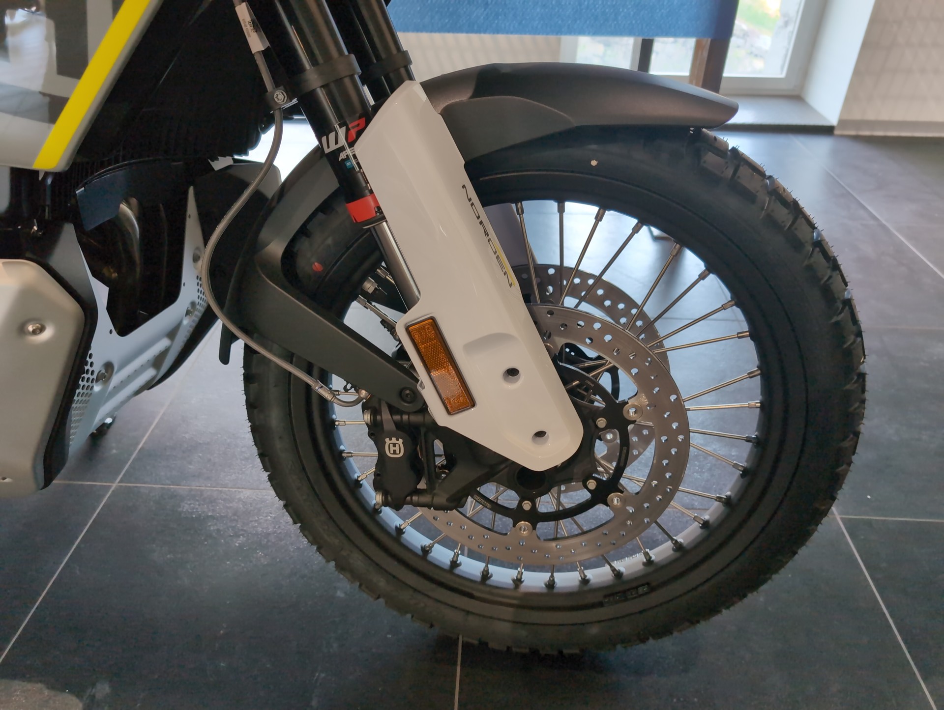 HUSQVARNA Norden 901-image-6