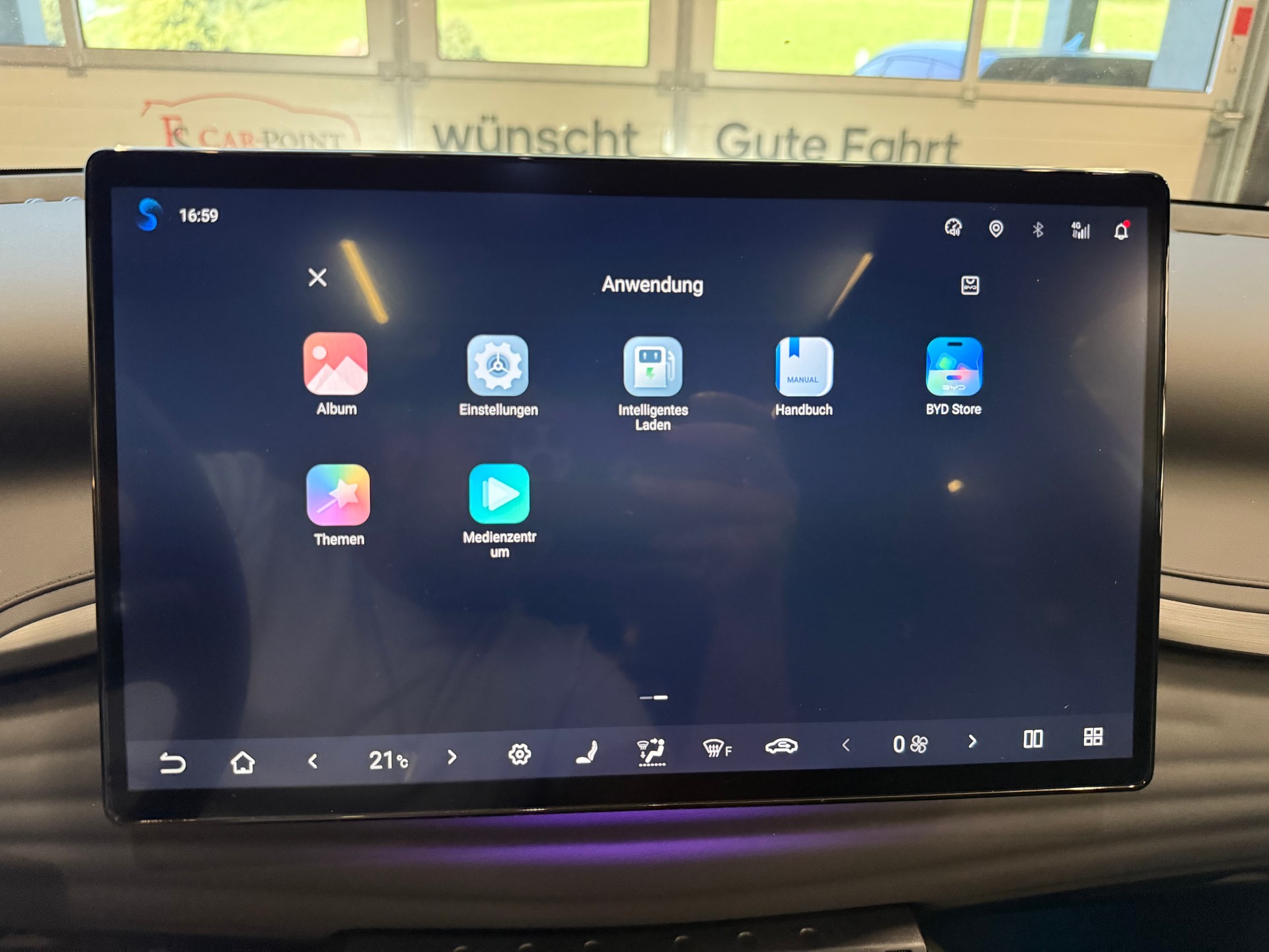BYD ATTO 3 Design-LHD-image-16