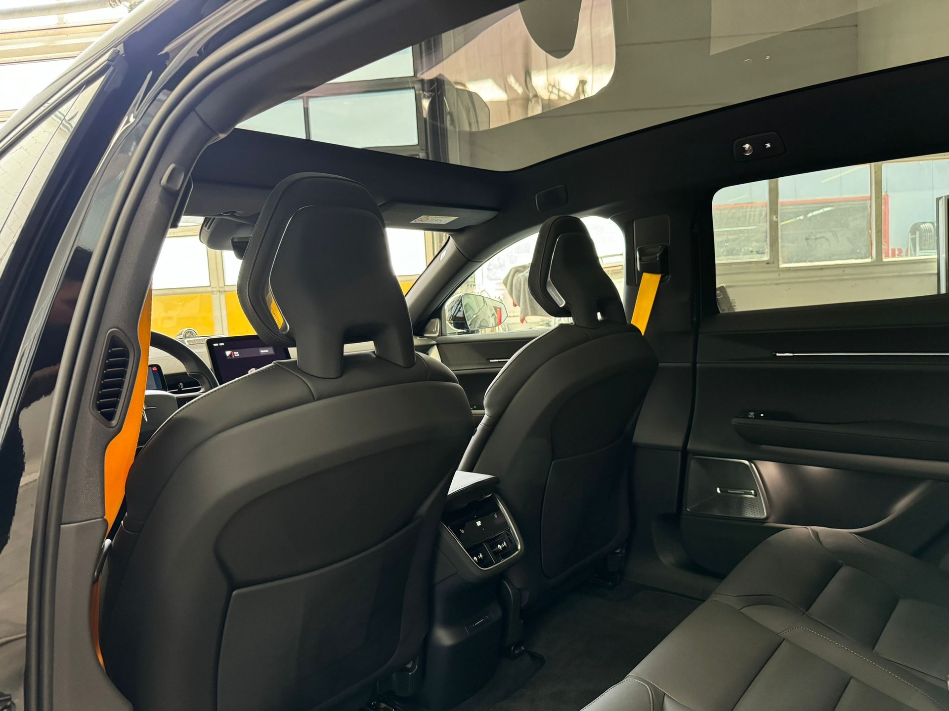 POLESTAR Polestar 3 LongRange Dual Plus Pilot Performance 111kWh MY24-image-6