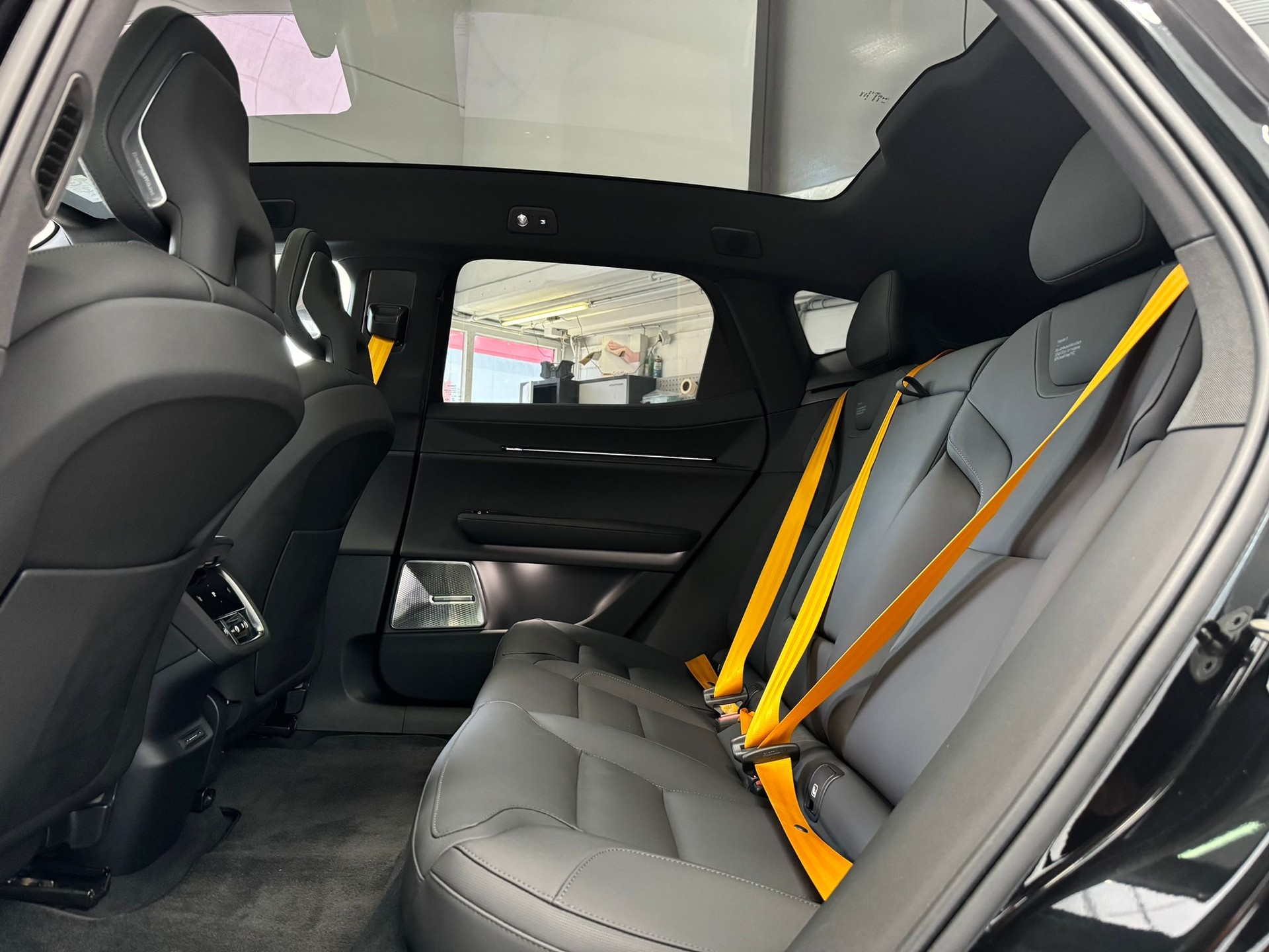 POLESTAR Polestar 3 LongRange Dual Plus Pilot Performance 111kWh MY24-image-5