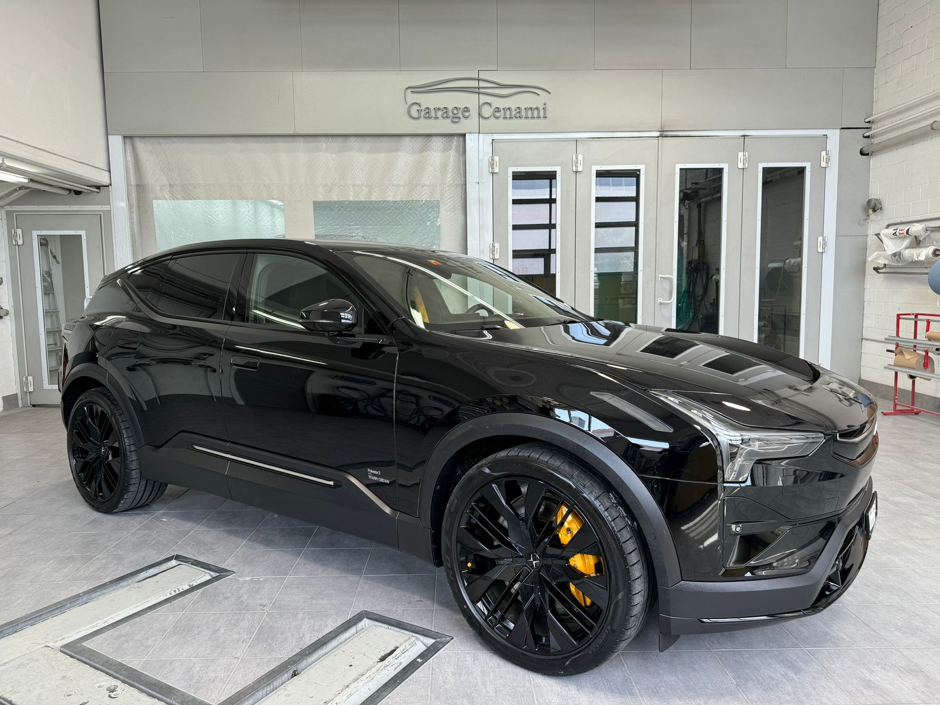 POLESTAR Polestar 3 LongRange Dual Plus Pilot Performance 111kWh MY24-image-1