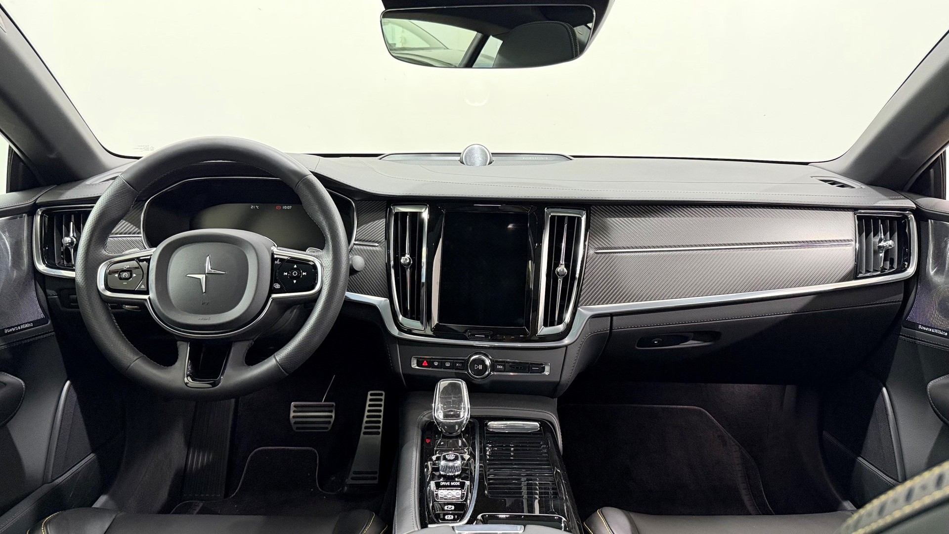 POLESTAR Polestar 1-image-4
