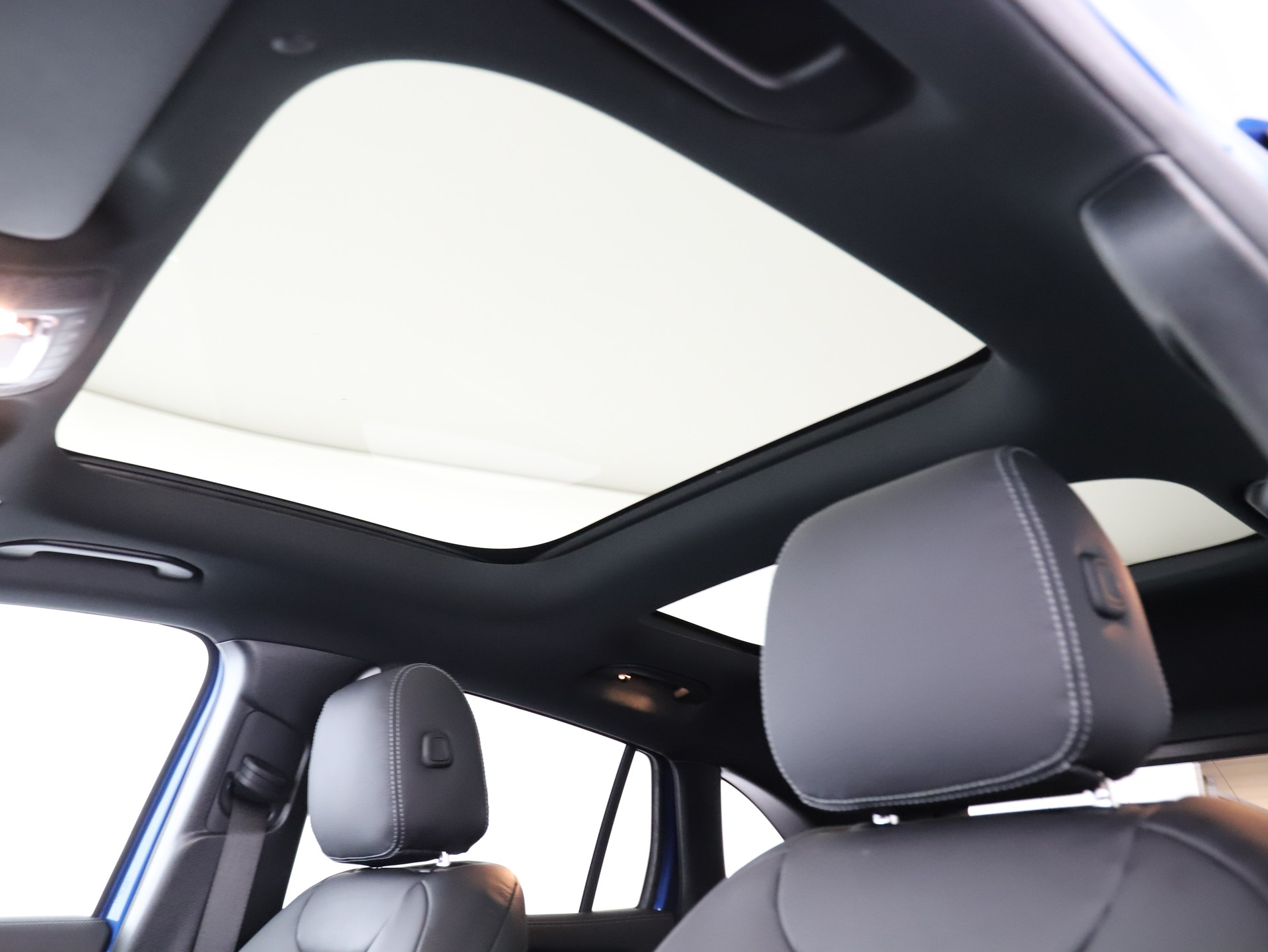 MERCEDES-BENZ GLA AMG 35 4Matic 8G-DCT-image-14