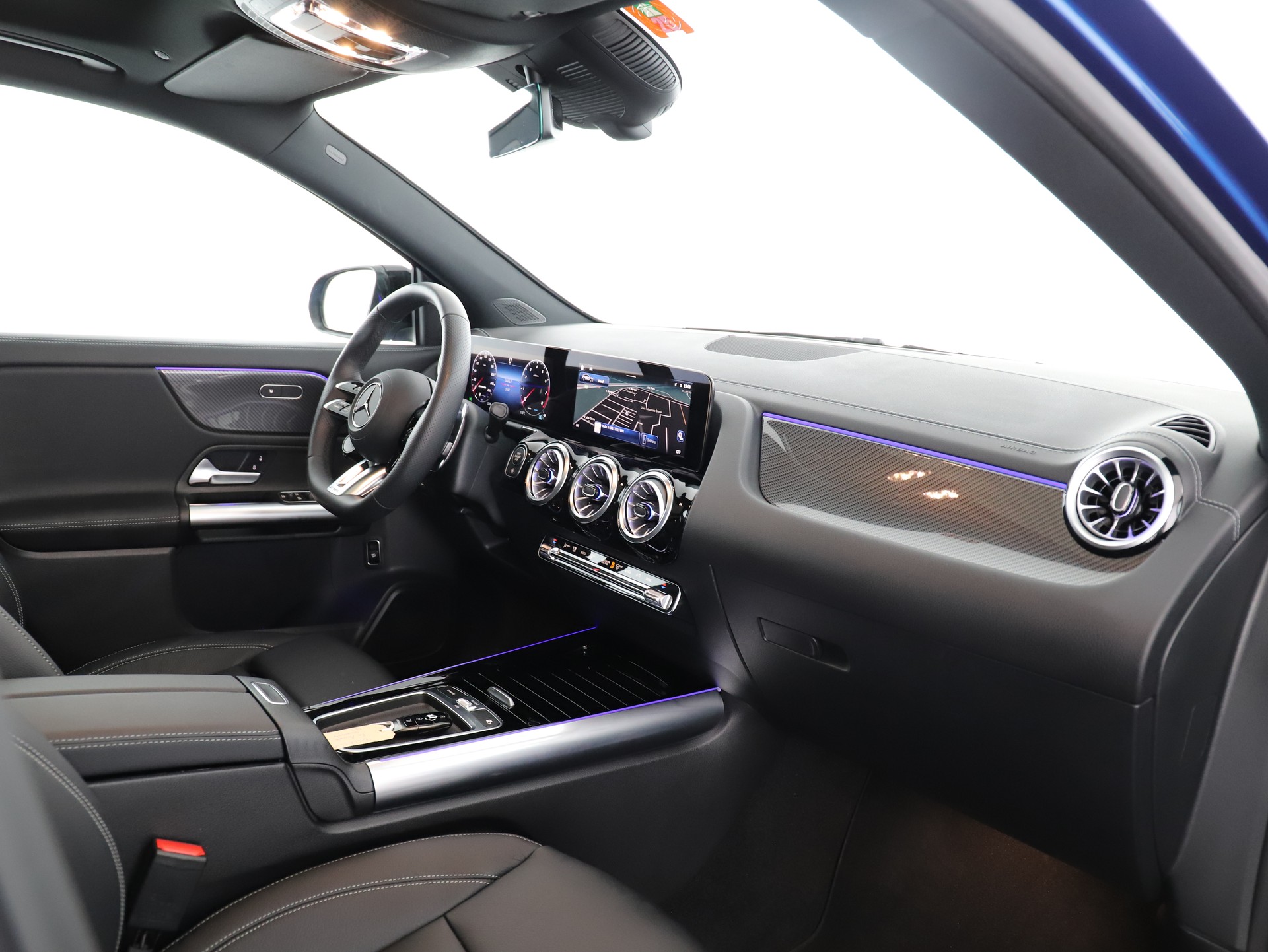 MERCEDES-BENZ GLA AMG 35 4Matic 8G-DCT-image-10