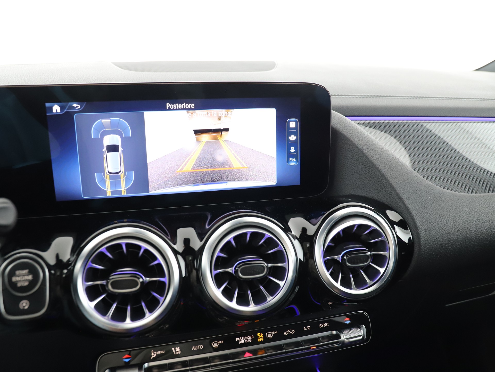 MERCEDES-BENZ GLA AMG 35 4Matic 8G-DCT-image-15