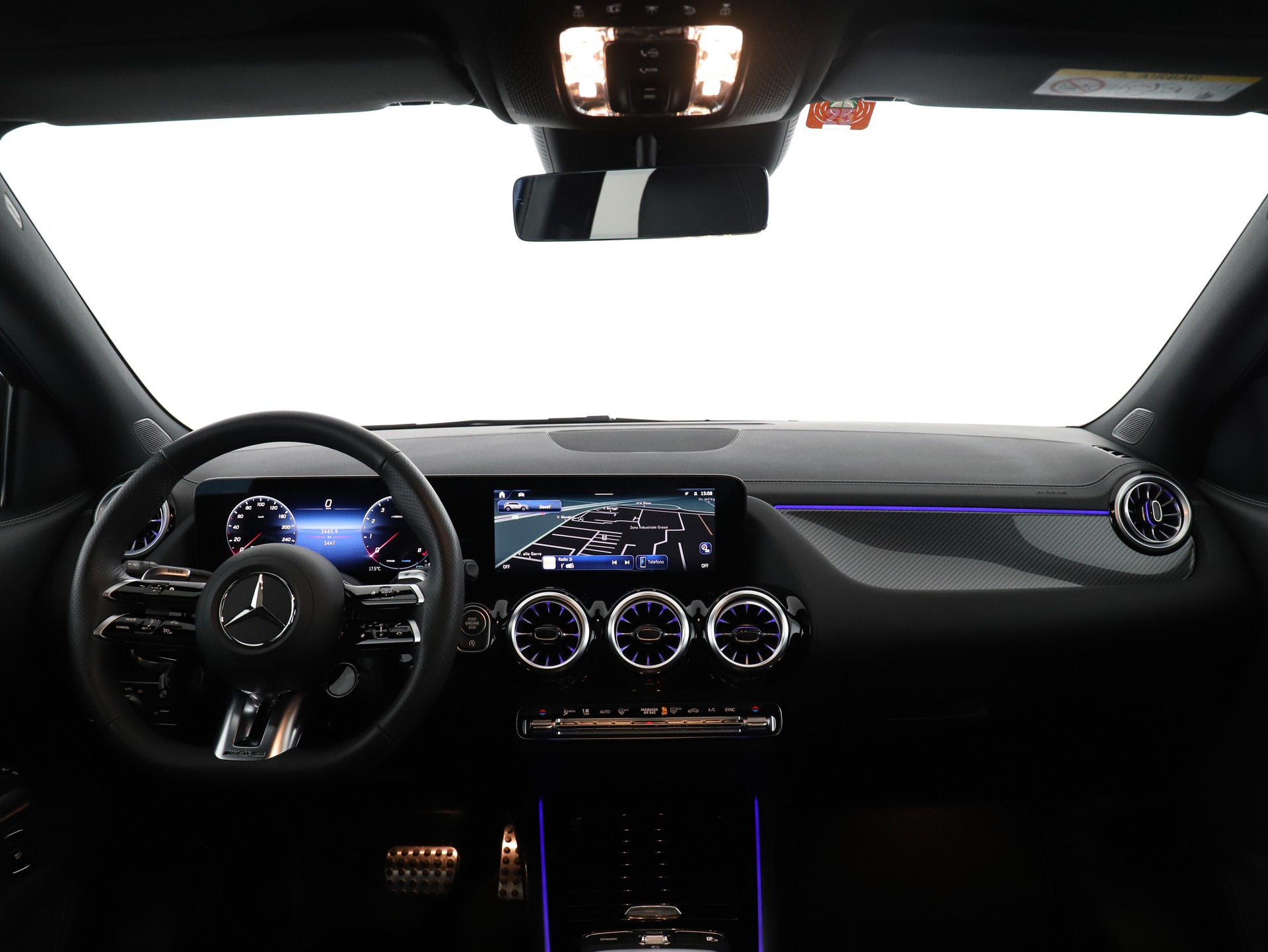 MERCEDES-BENZ GLA AMG 35 4Matic 8G-DCT-image-11