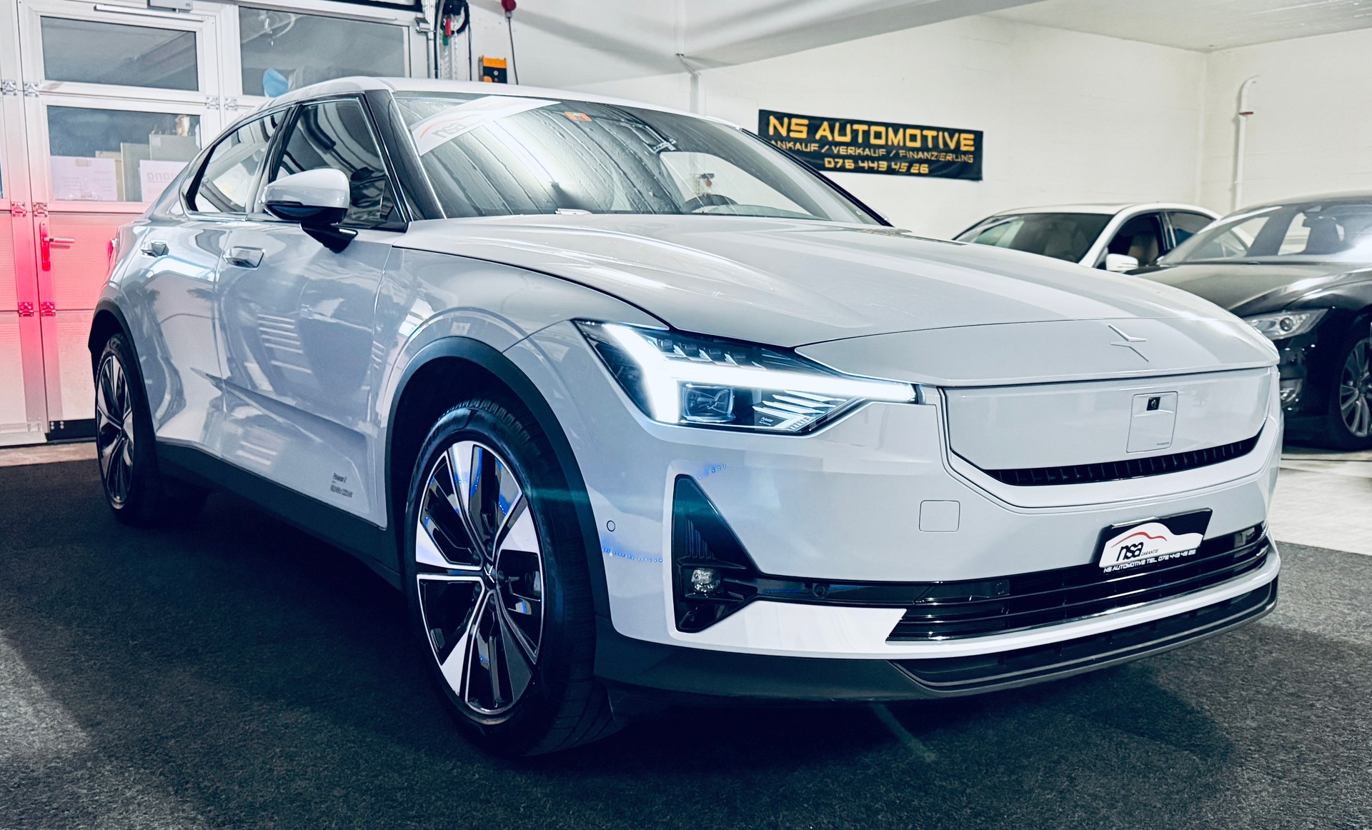 POLESTAR Polestar 2 Long Range Single Plus Pack 82kWh MY24-showroom-element-2