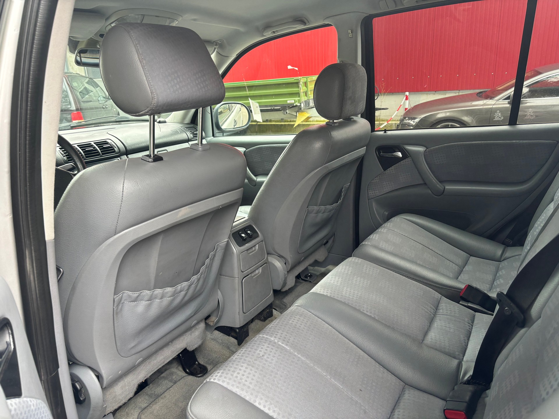 MERCEDES-BENZ ML 270 CDI-image-4