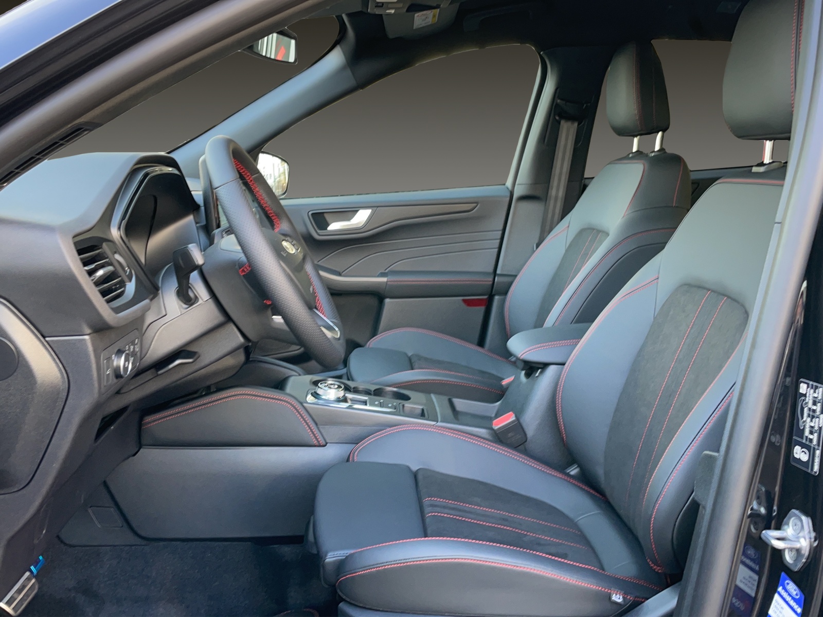 FORD Kuga 2.5 Hybrid ST-Line X 4x4-image-5