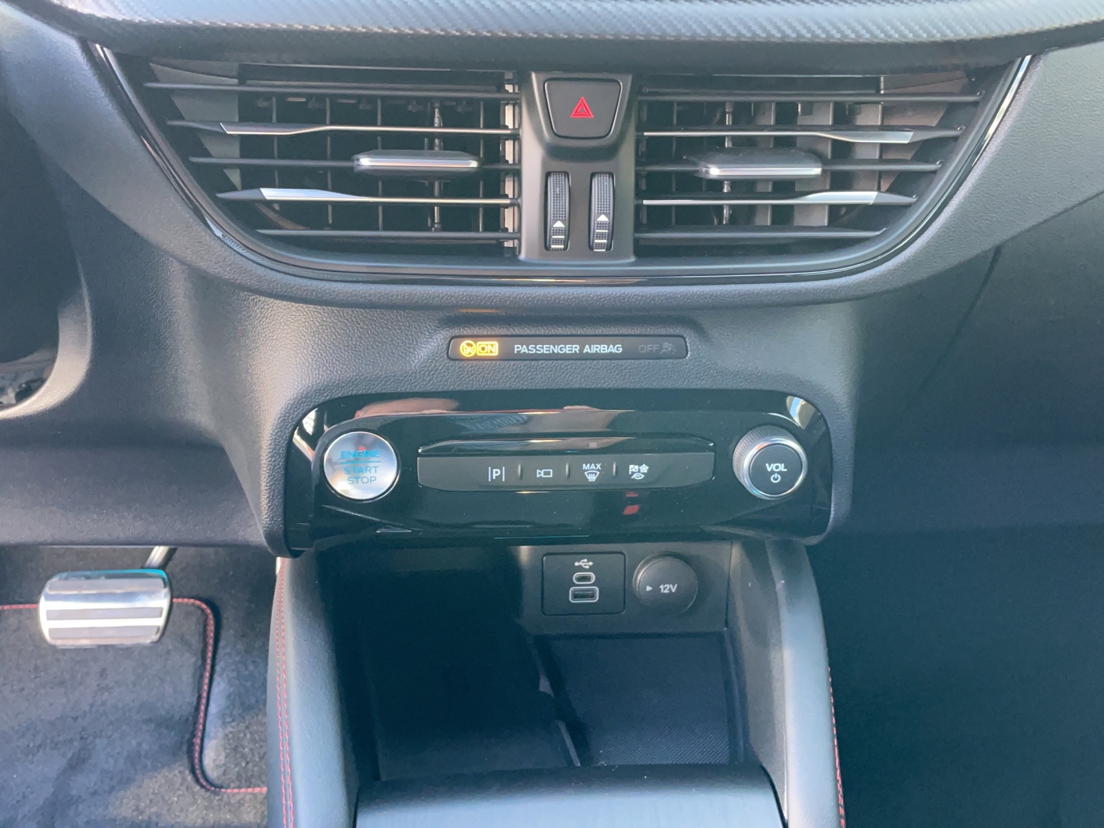 FORD Kuga 2.5 Hybrid ST-Line X 4x4-image-8