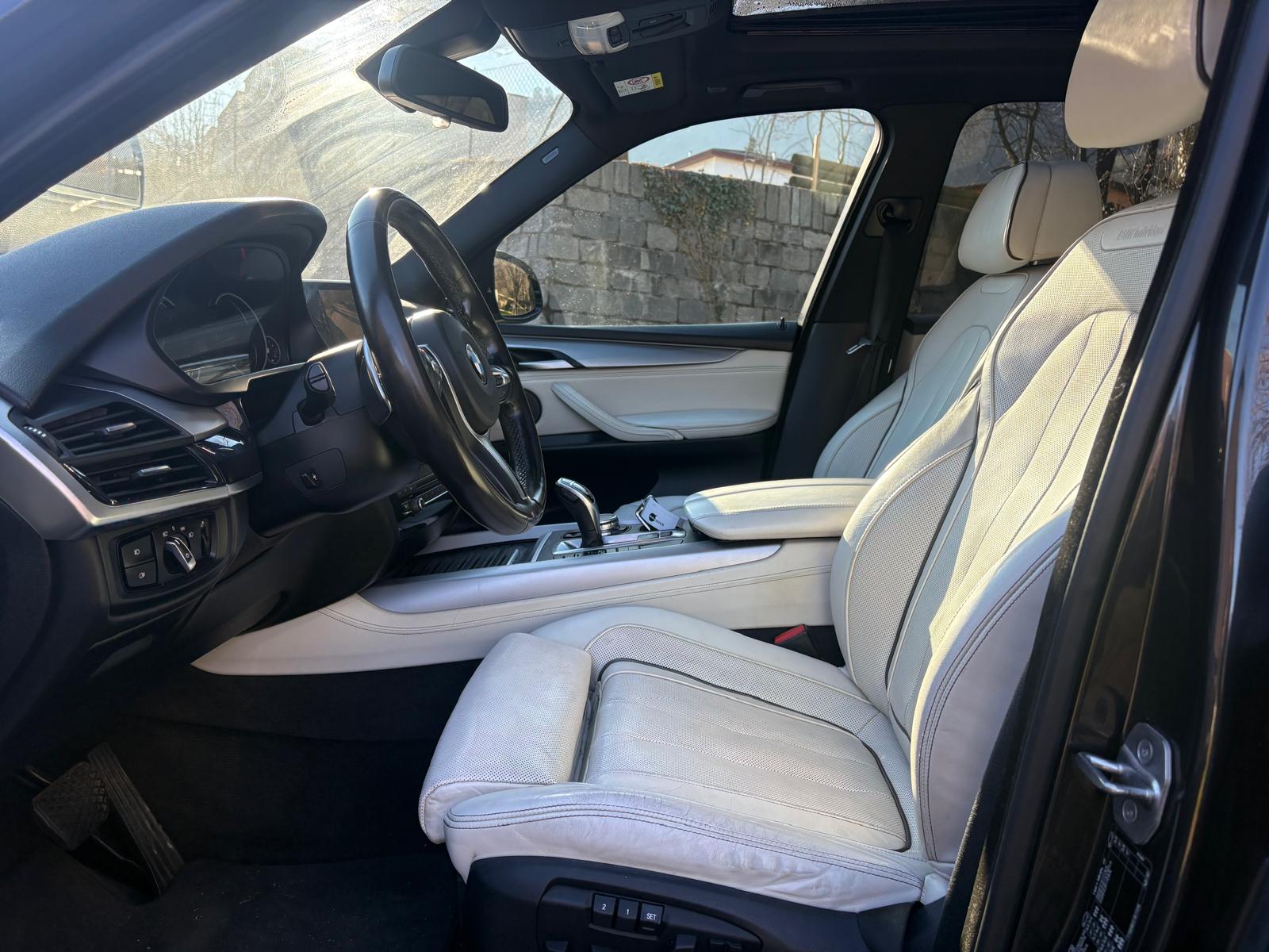 BMW X5 xDrive 40d Steptronic-image-10