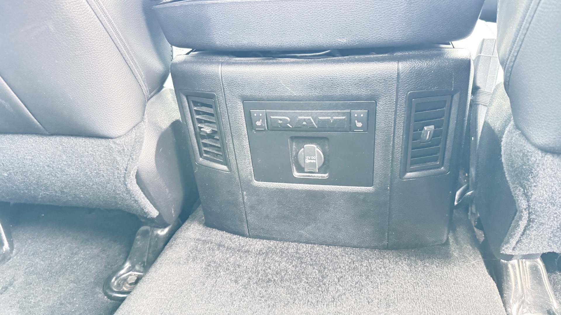 DODGE Ram-image-12