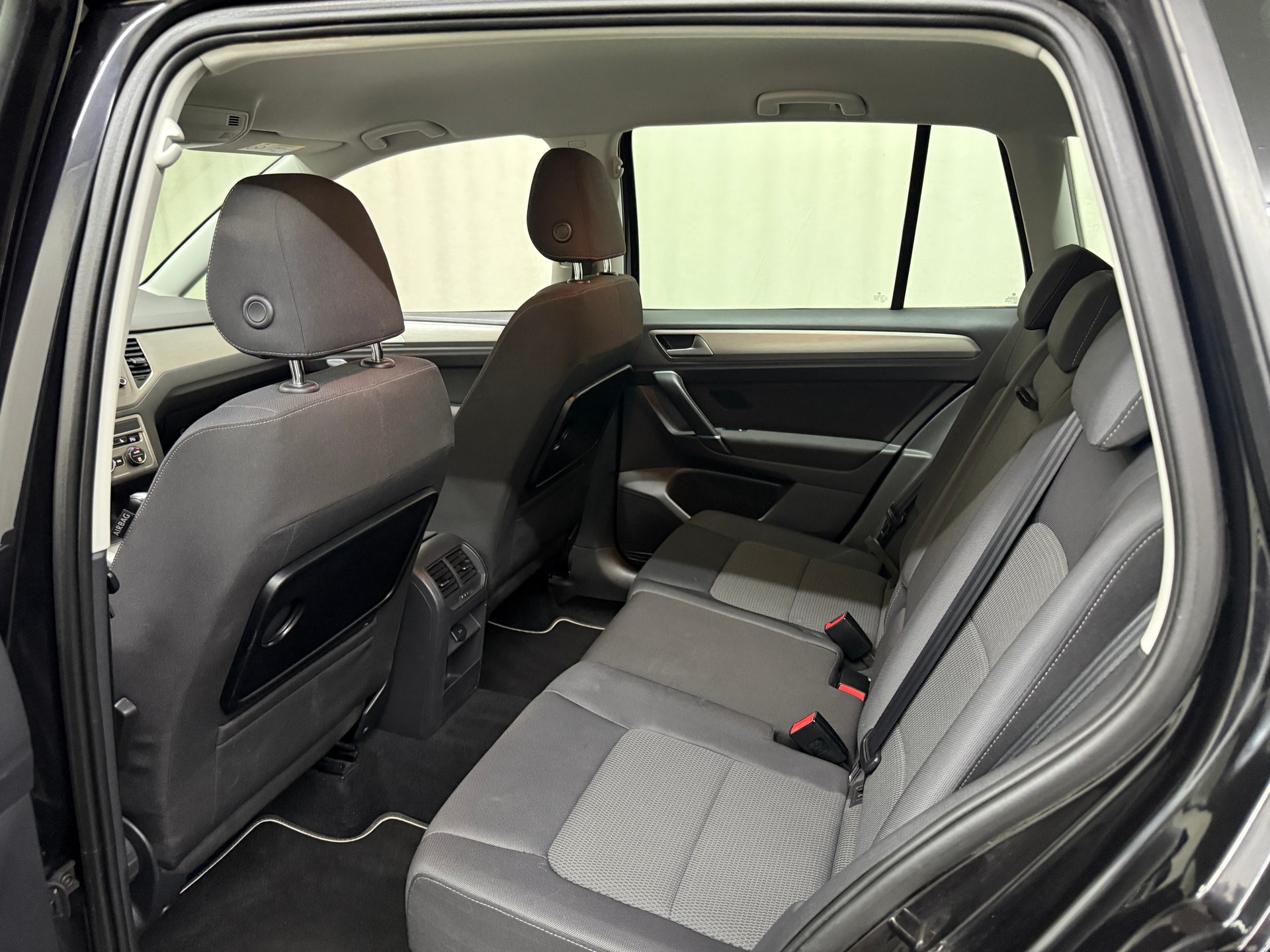 VW Golf Sportsvan 2.0 TDI Comfortline DSG-image-11