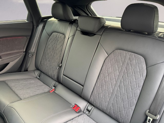 AUDI A5 Avant e-hybrid quattro 270 kW S tronic-image-15