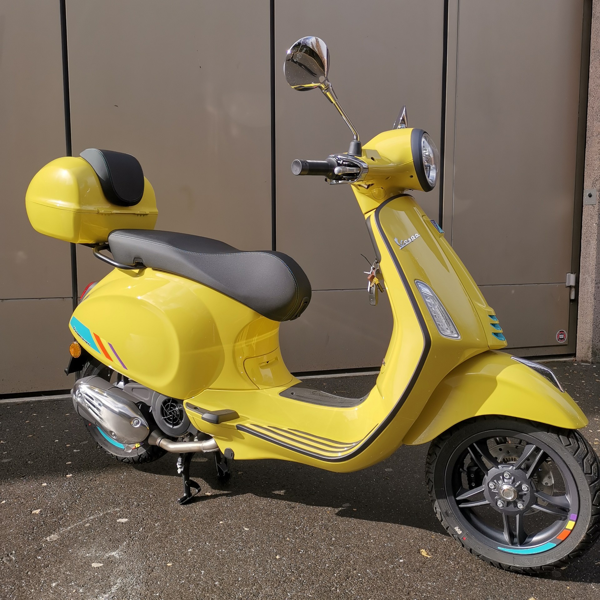 PIAGGIO Vespa 125 Primavera Sport Euro 5+-image-1