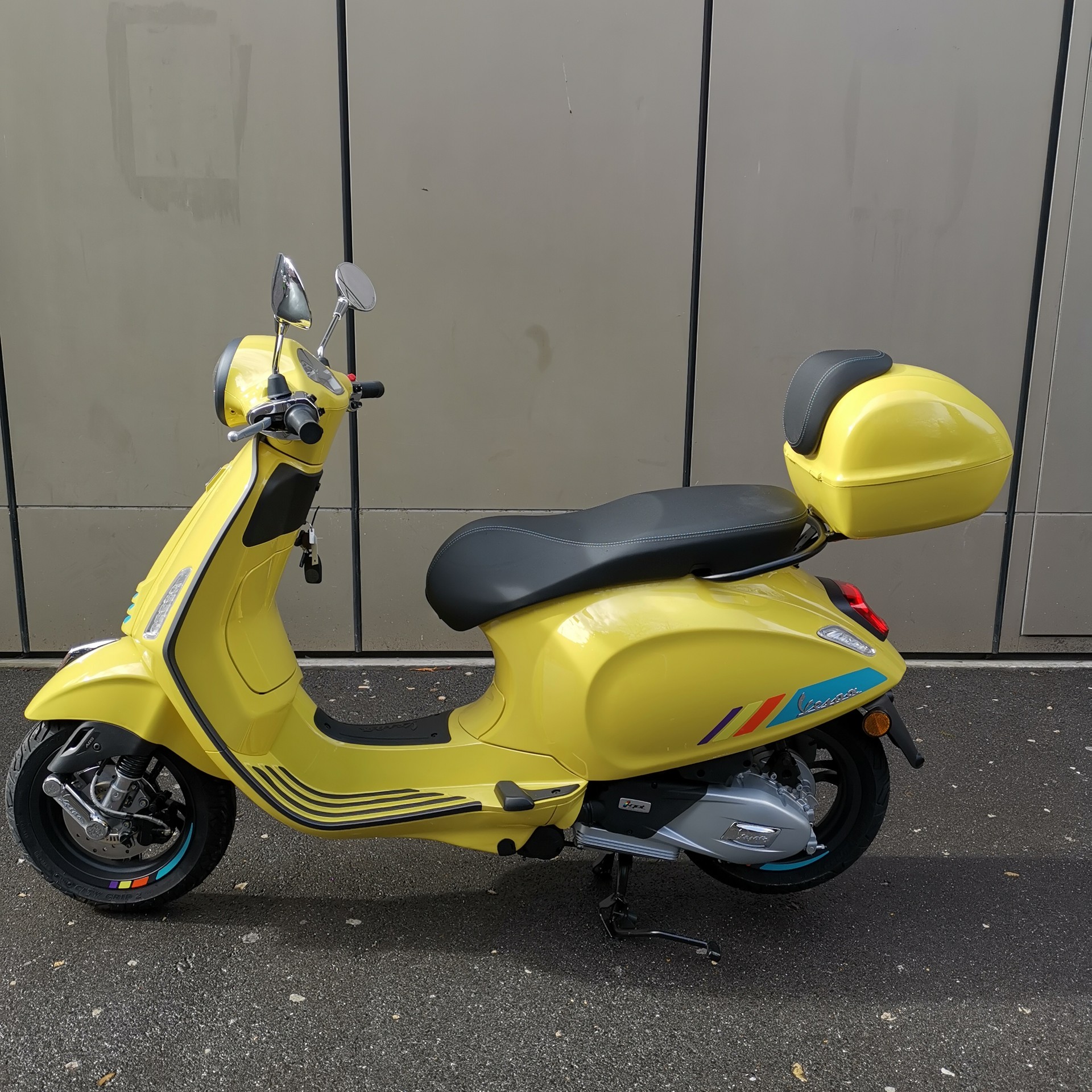 PIAGGIO Vespa 125 Primavera Sport Euro 5+-image-3