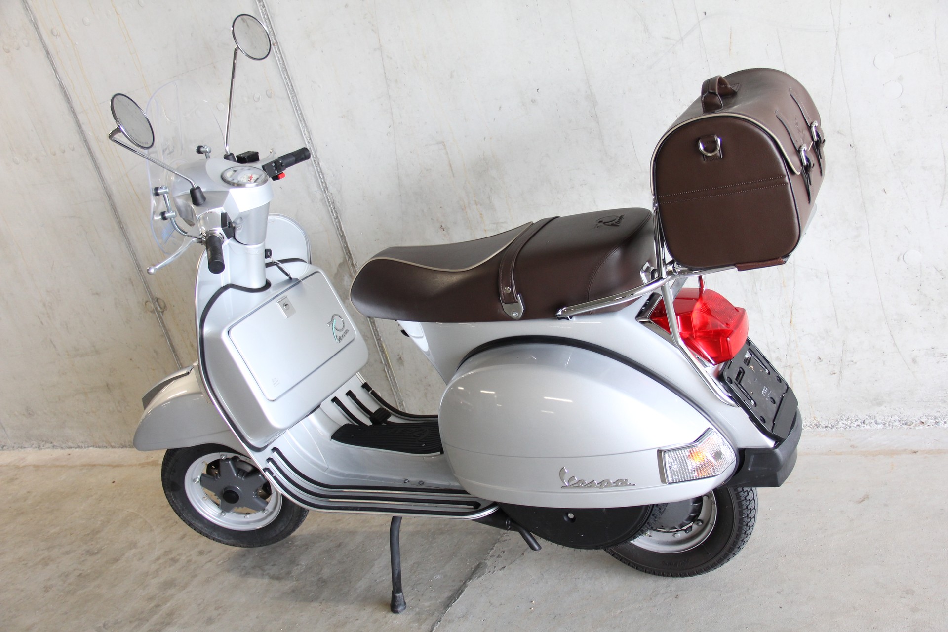 PIAGGIO Vespa PX 125 70° Anniversary-image-9