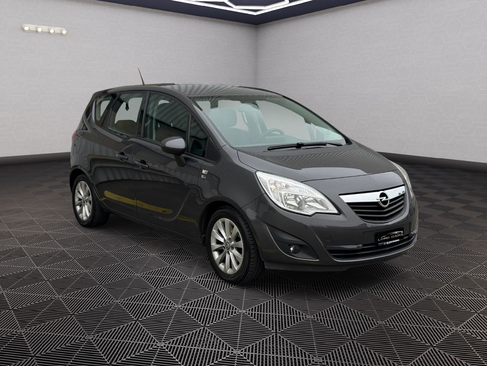 OPEL Meriva 1.4 TP Anniversary Edition-showroom-element-2