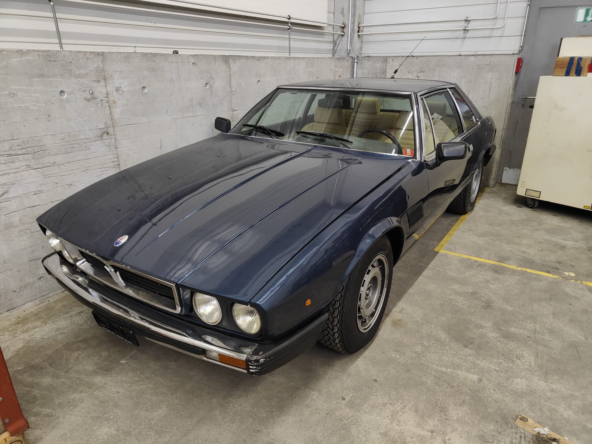 MASERATI 4.9 nur 25 Gebaut