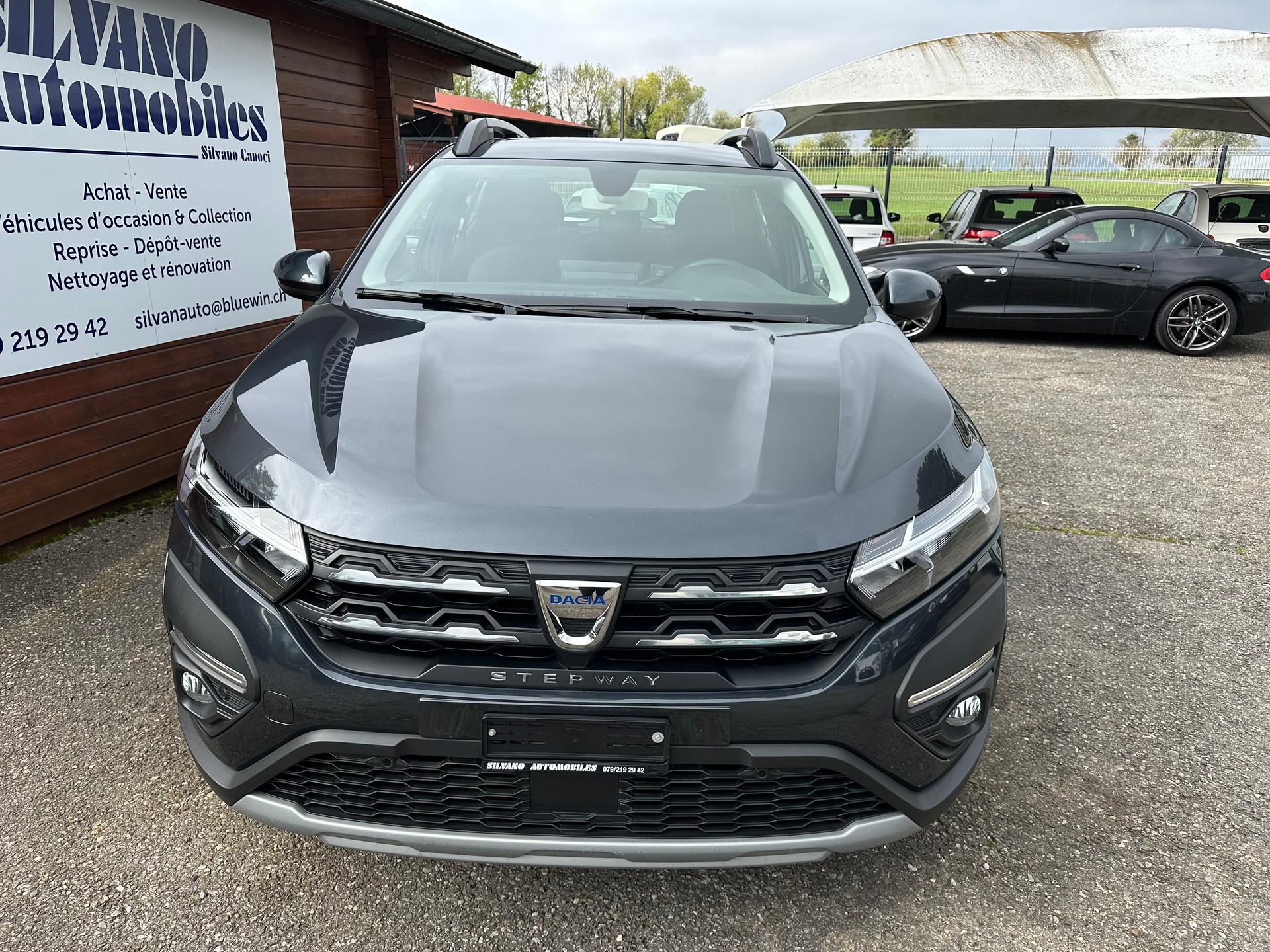 DACIA Sandero Stepway TCe 90 Comfort CVT-image-1