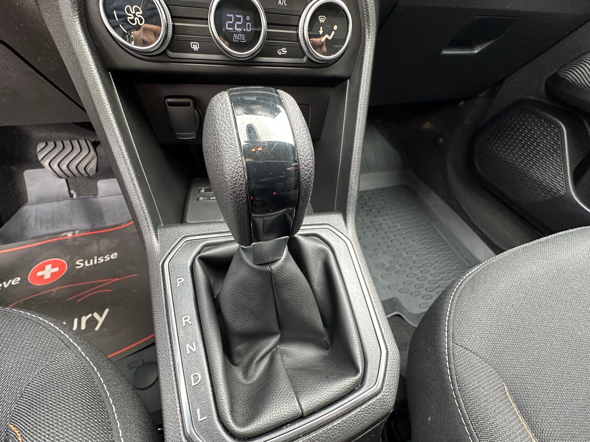 DACIA Sandero Stepway TCe 90 Comfort CVT-image-14